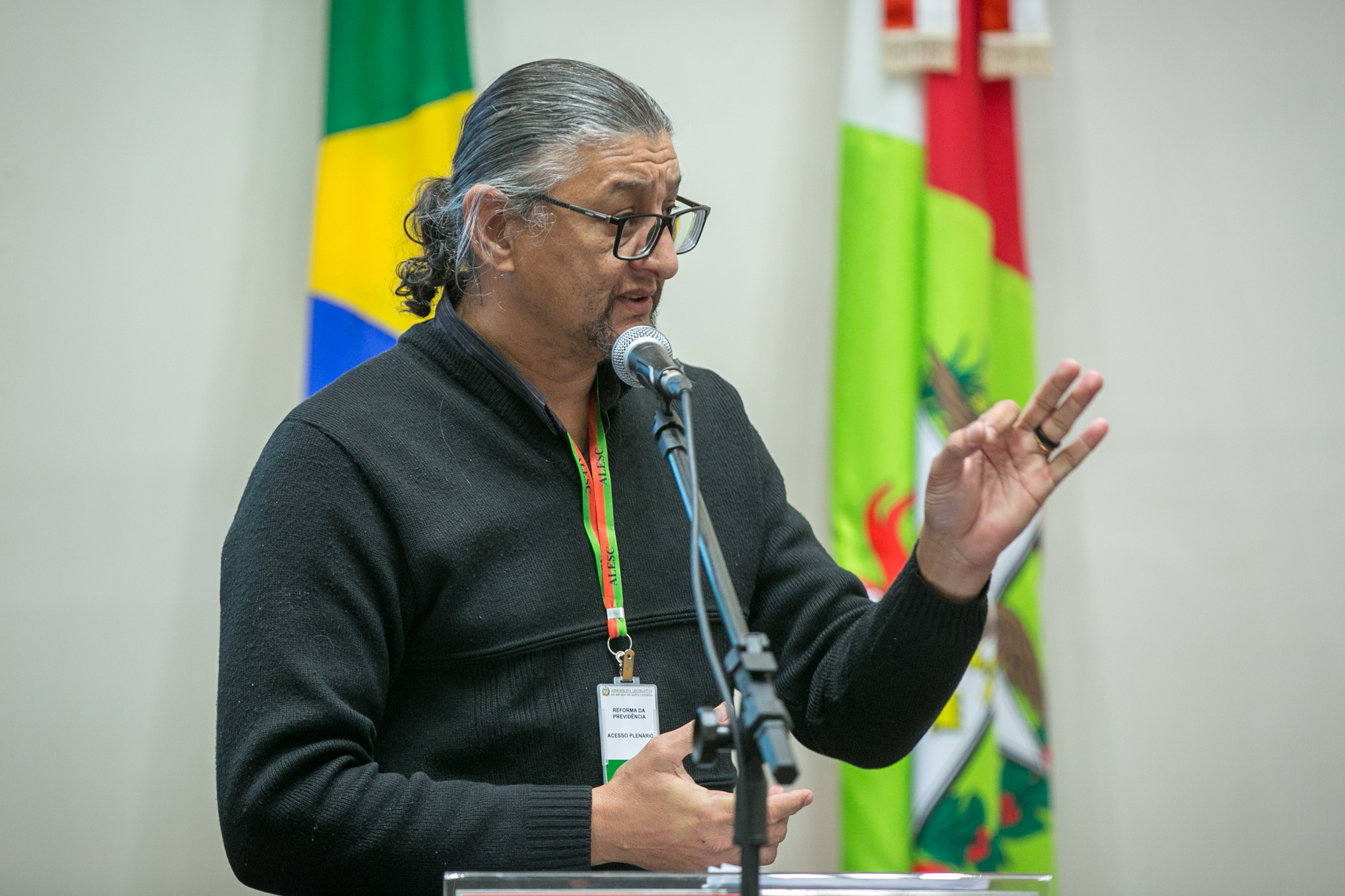 Coordenador Estadual do SINTE SC, Luiz Carlos Vieira