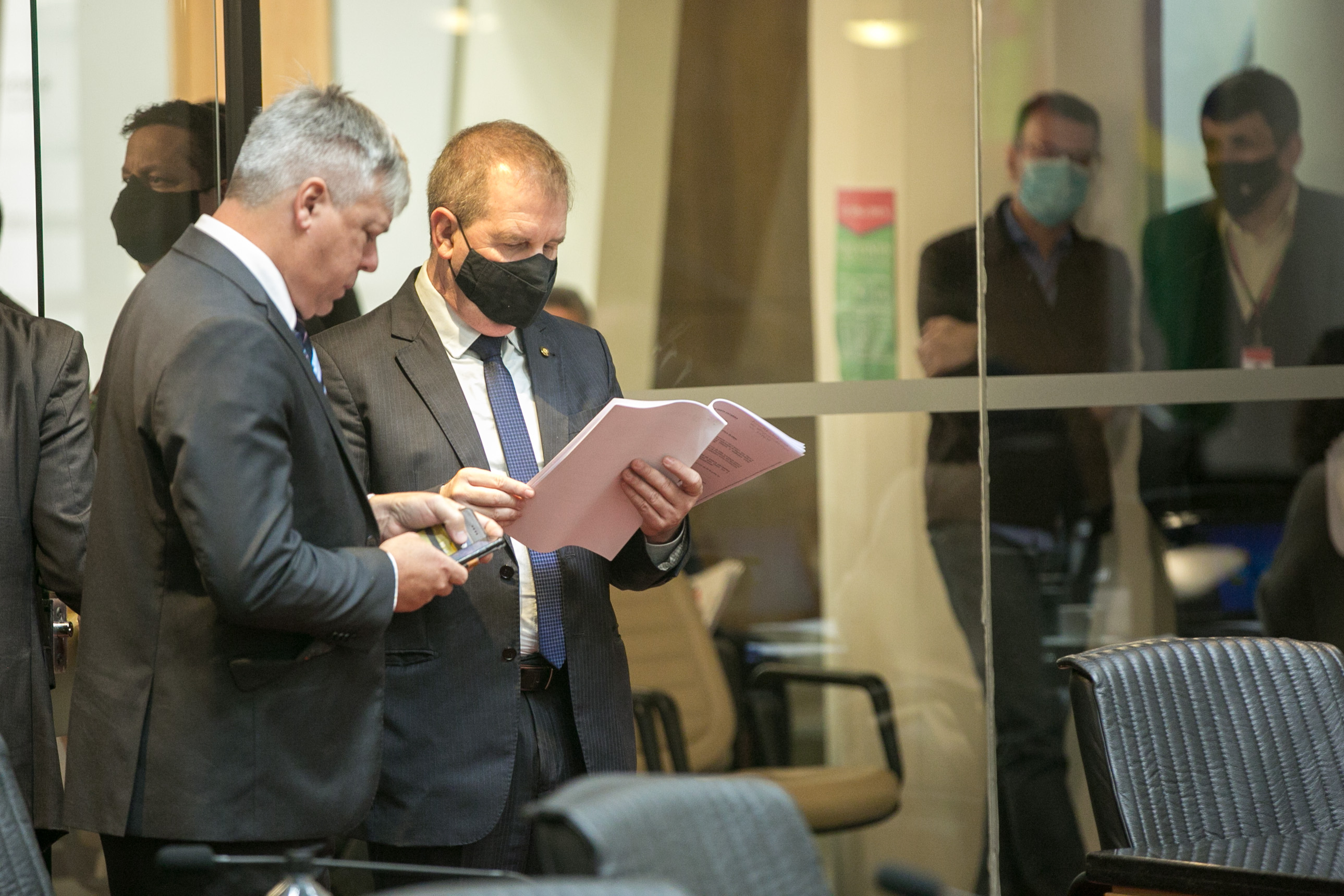 Deputado Fabiano da Luz (PT) e Deputado Maurício Eskudlark (PL)