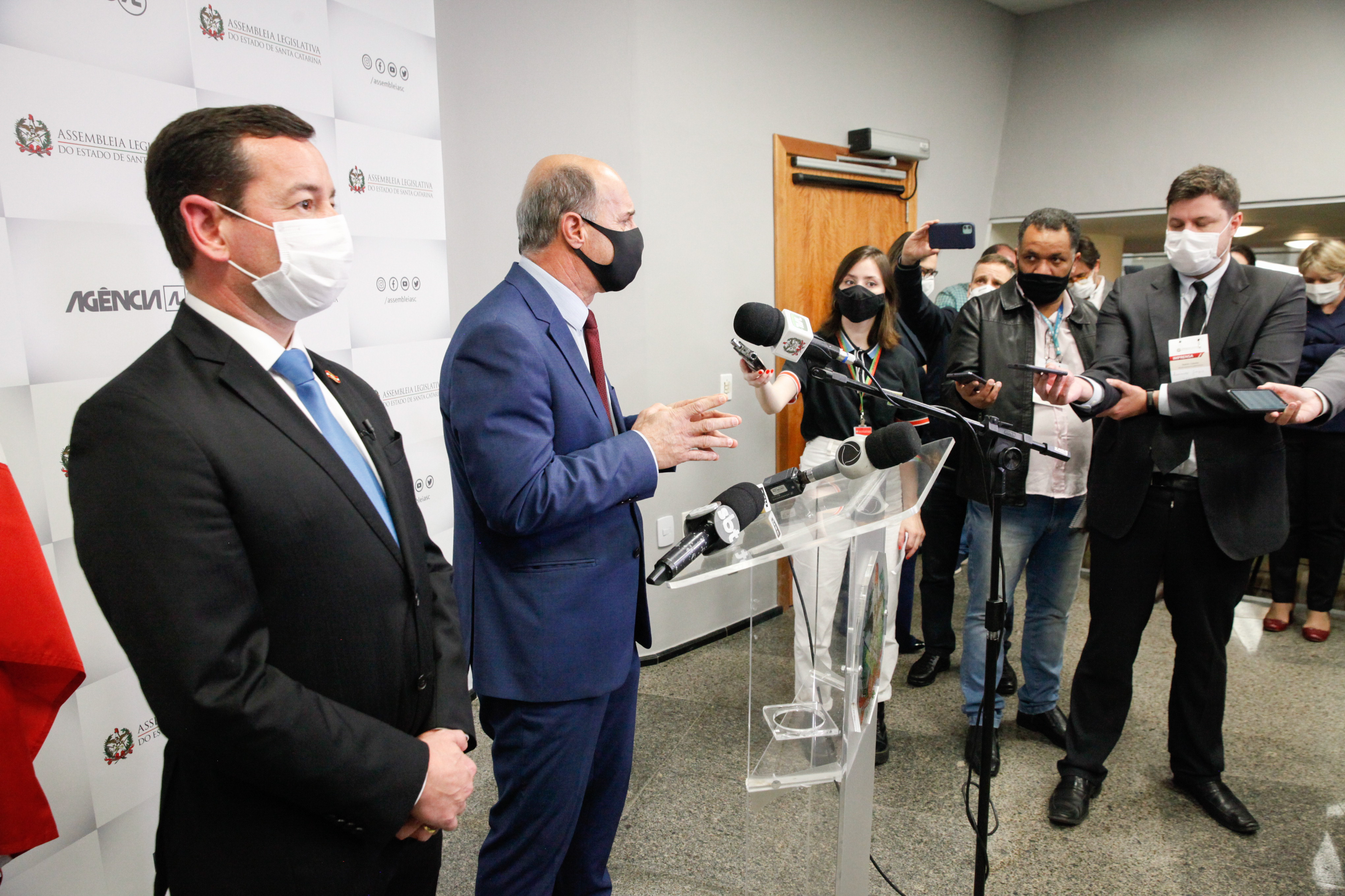 Secretário da casa Civil, Eron Giordani, Deputado José Milton Scheffer (PP)