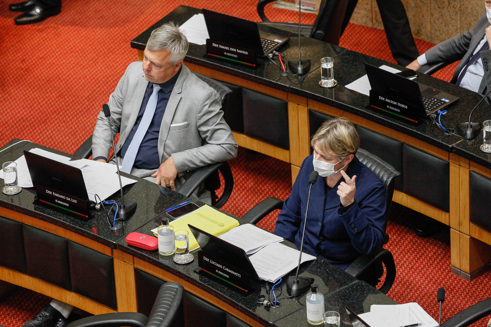 Deputado Fabiano da Luz (PT), Deputada Luciane Carminatti (PT)