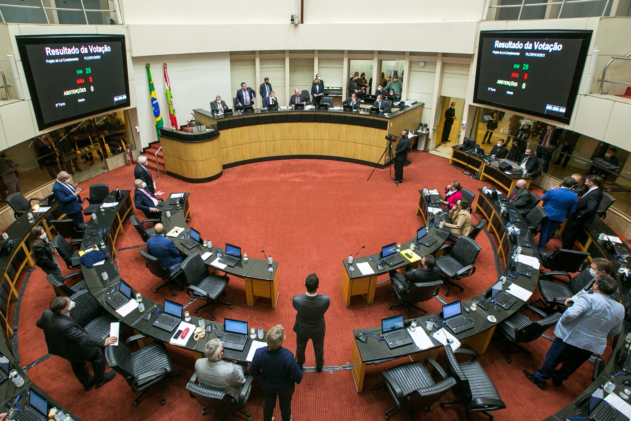 Reforma da previdência é aprovada e segue para sanção do governador