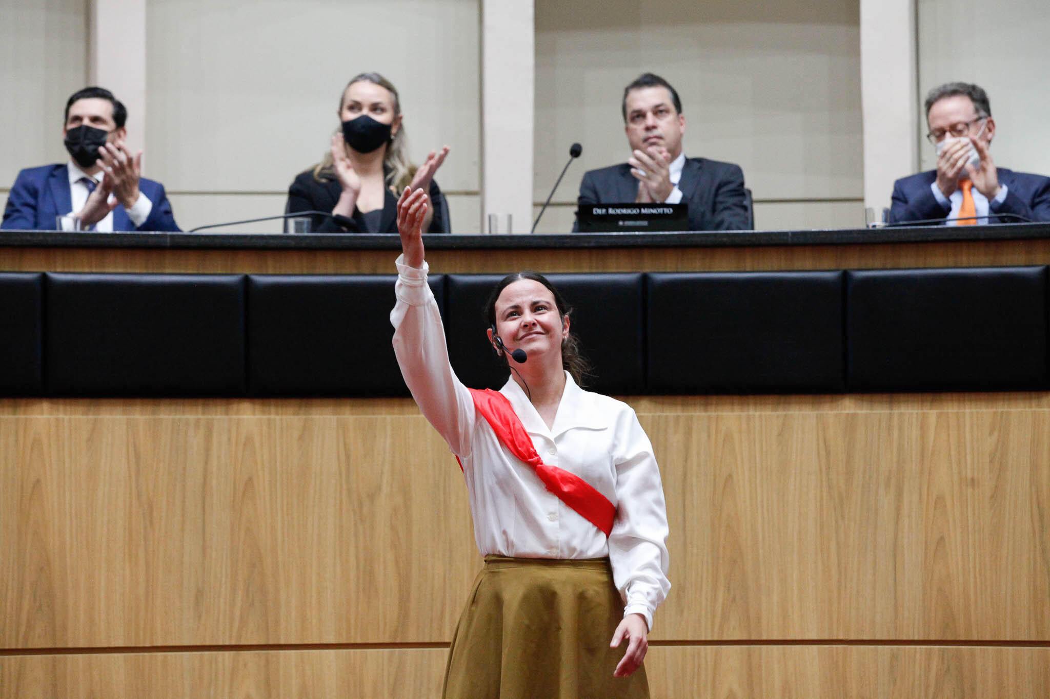 Sessão especial comemora o bicentenário de Anita Garibaldi