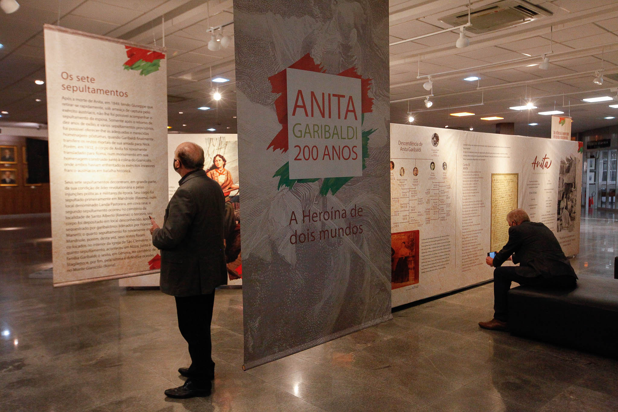 Exposição na Alesc aos 200 anos de Anita Garibaldi