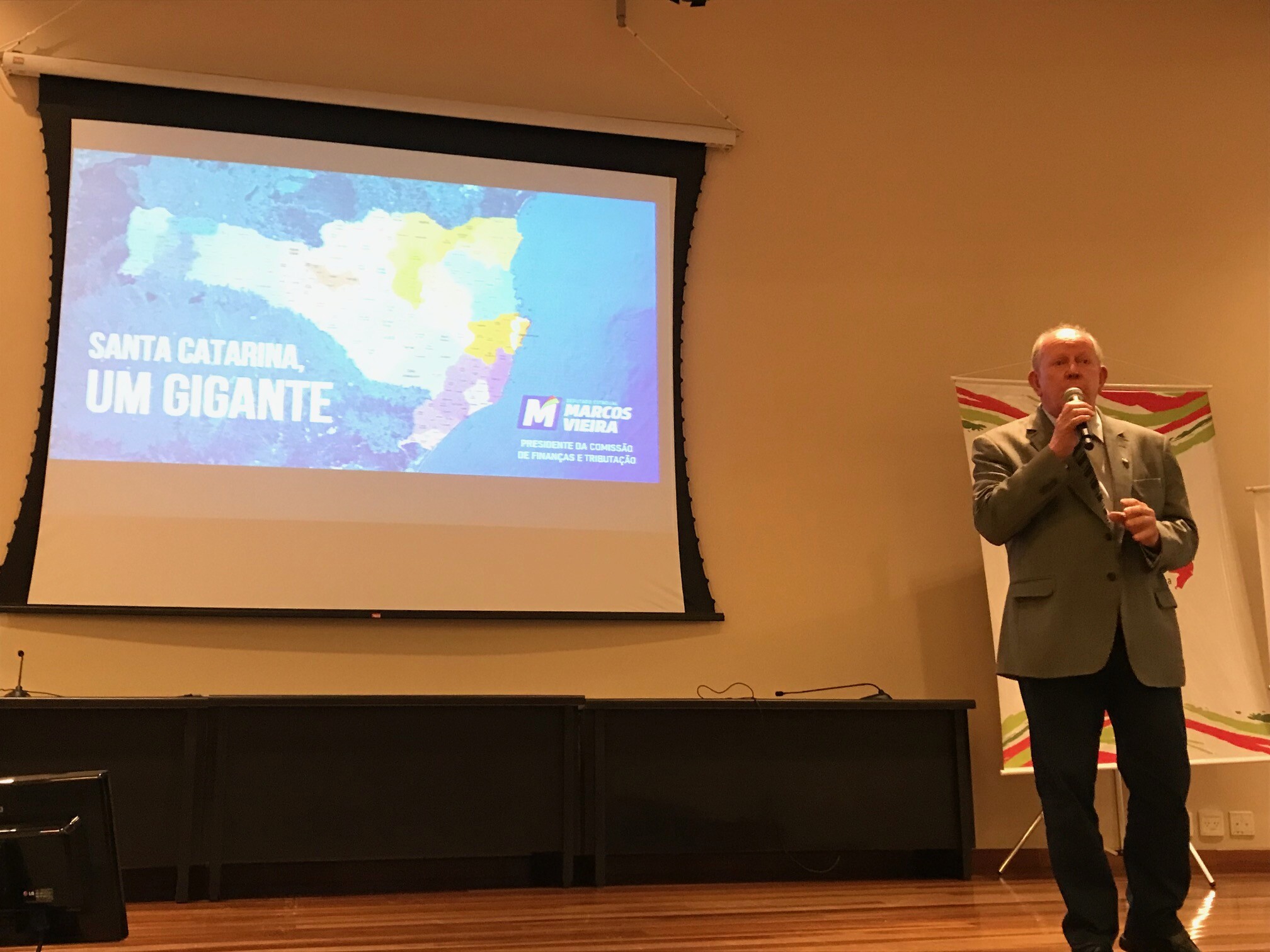 Deputado Marcos Vieira