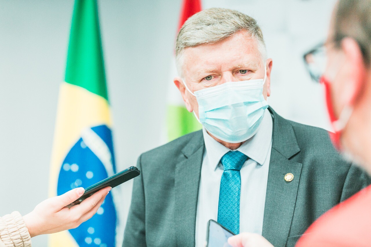Prazo de adesão ao Prefis não será prorrogado, alerta deputado Milton Hobus