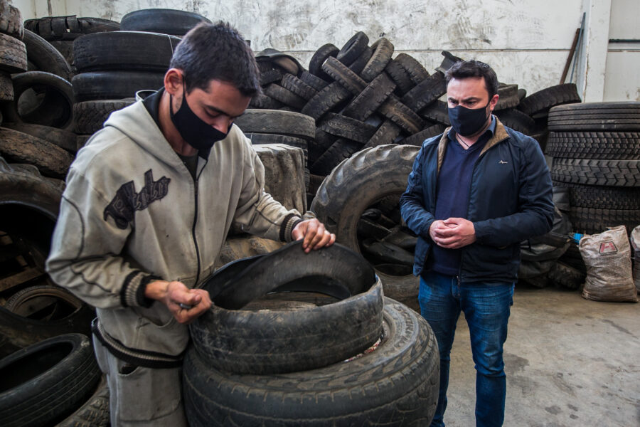 Projeto do deputado incentiva utilização de pneus descartados para produção de asfalto ecológico