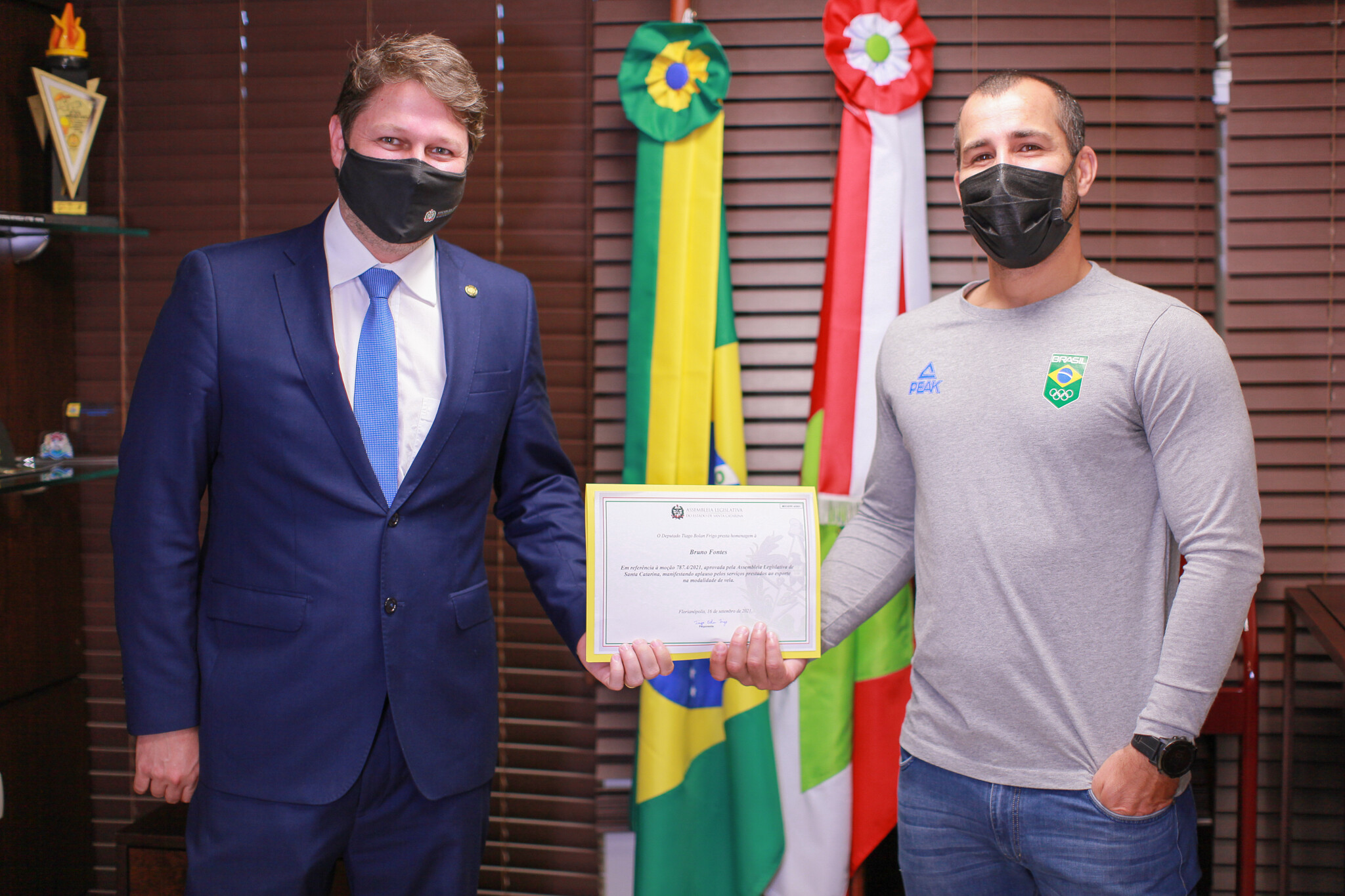 Alesc concede moção de aplauso a Bruno Fontes