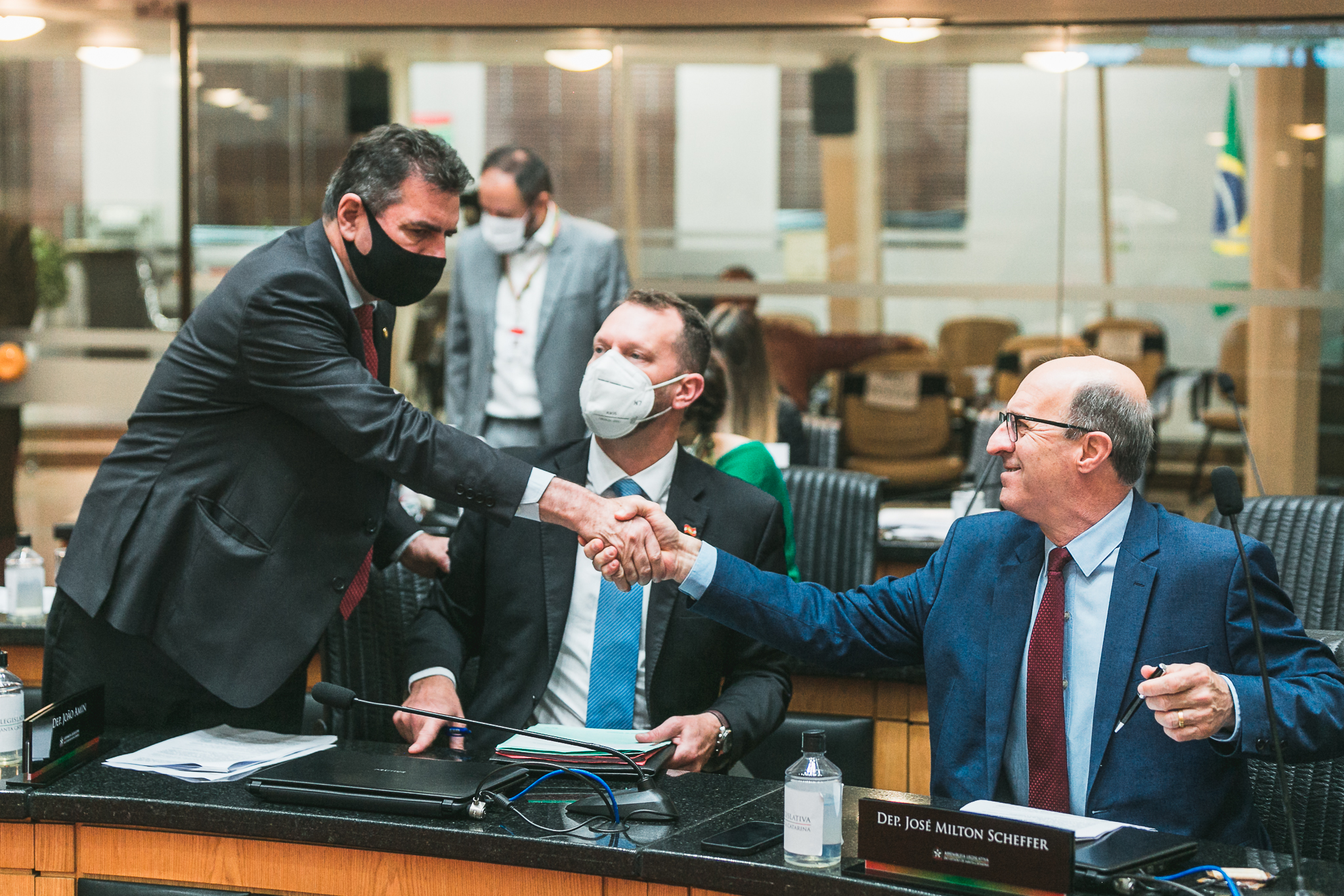 Deputado Valdir Cobalchini (MDB) - Deputado José Milton Scheffer (PP)