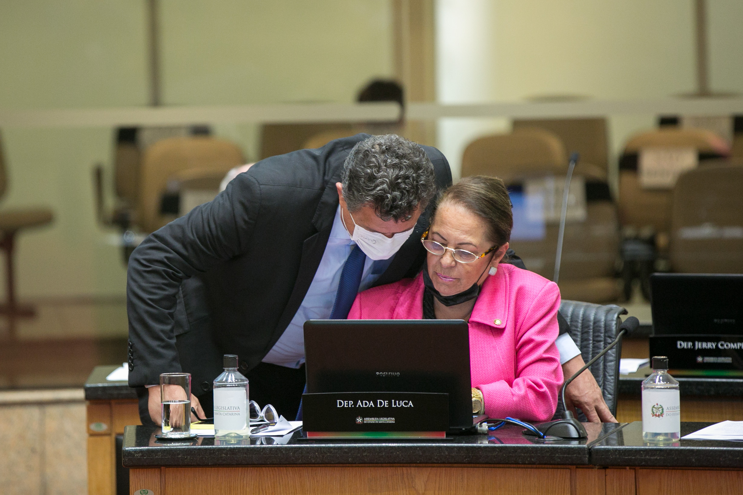 Deputado Ivan Naatz (PL) e Deputada Ada De Luca (MDB)
