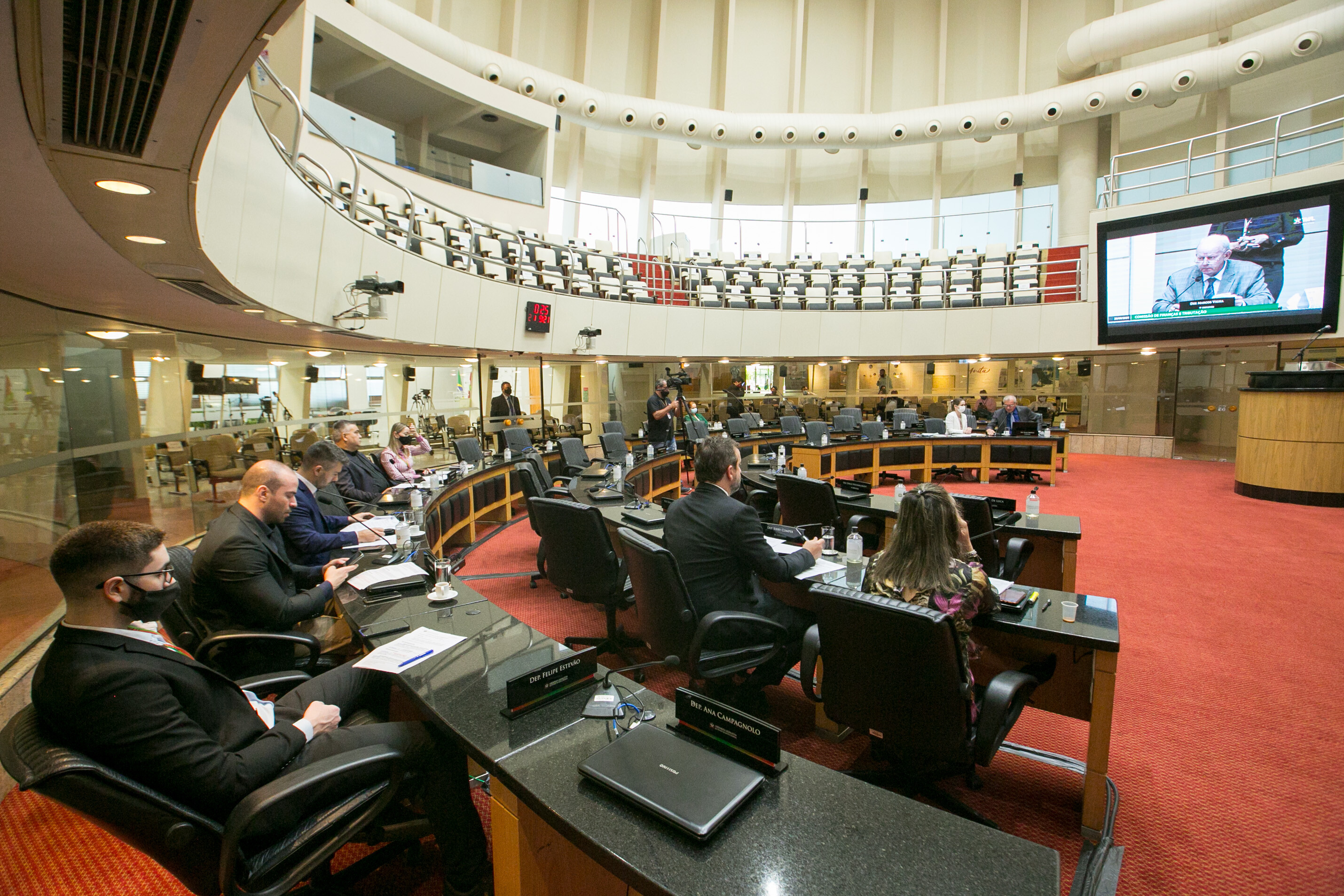 Finanças acata PL com novas diretrizes sanitárias para empresas de entrega