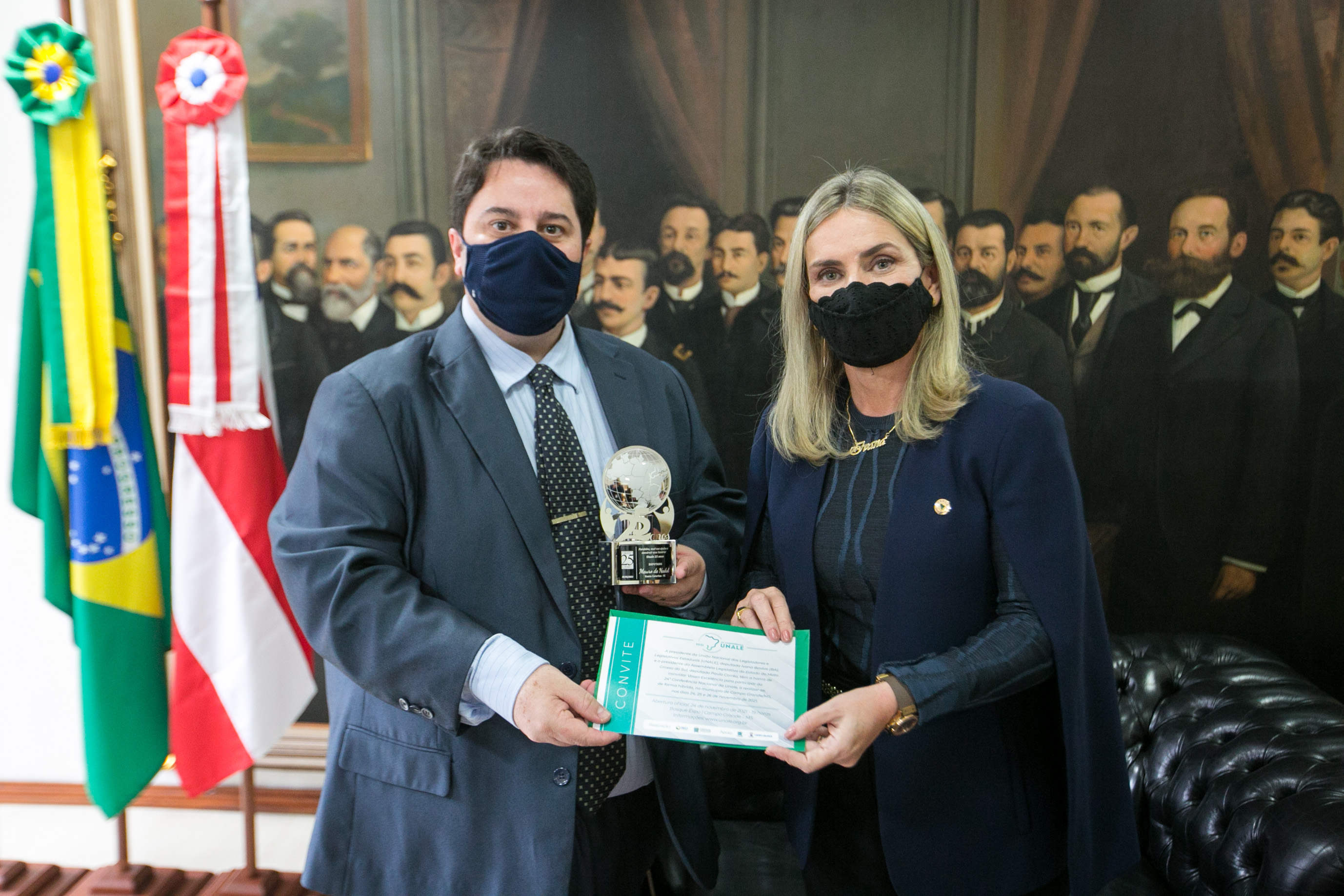 Chefe de gabinete da presidência da Alesc, André Luiz Bernardi e Presidente da UNALE, Deputada Ivana Bastos