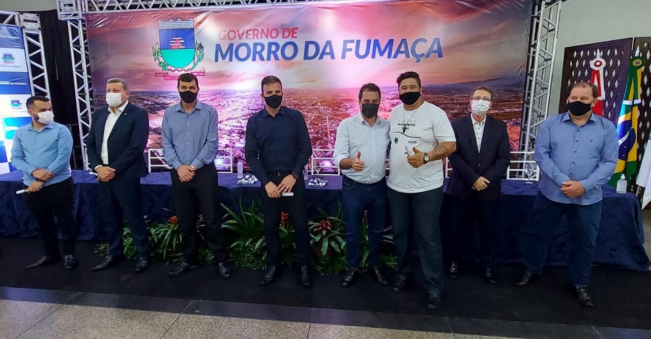 Minotto prestigia formatura da Escola Móvel do Senai em Morro da Fumaça