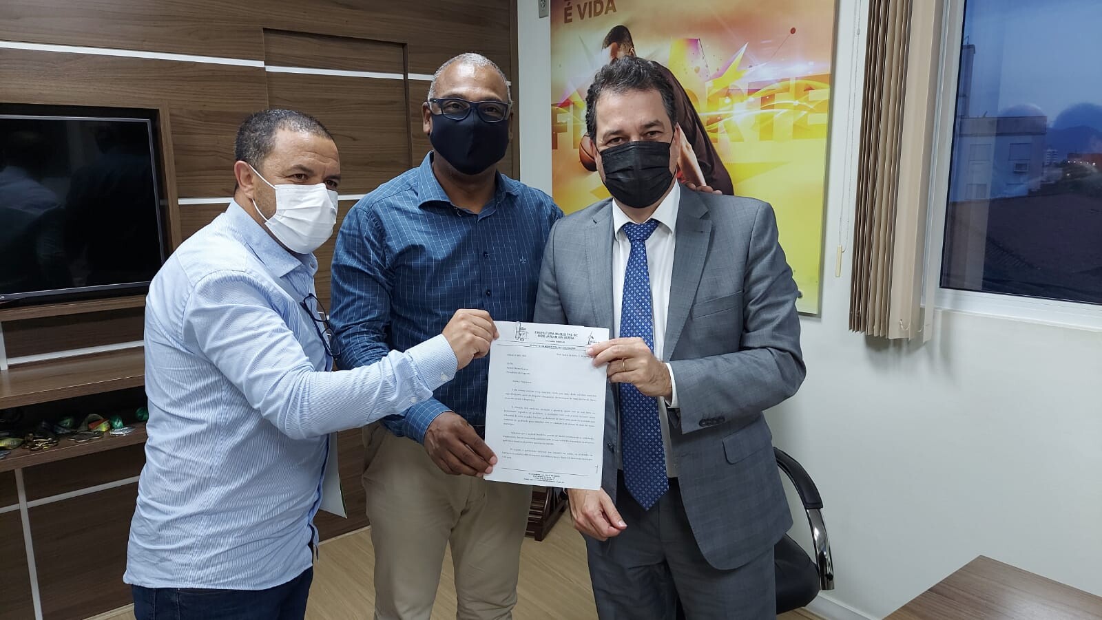 Deputado Minotto entrega demandas ao presidente da Fesporte