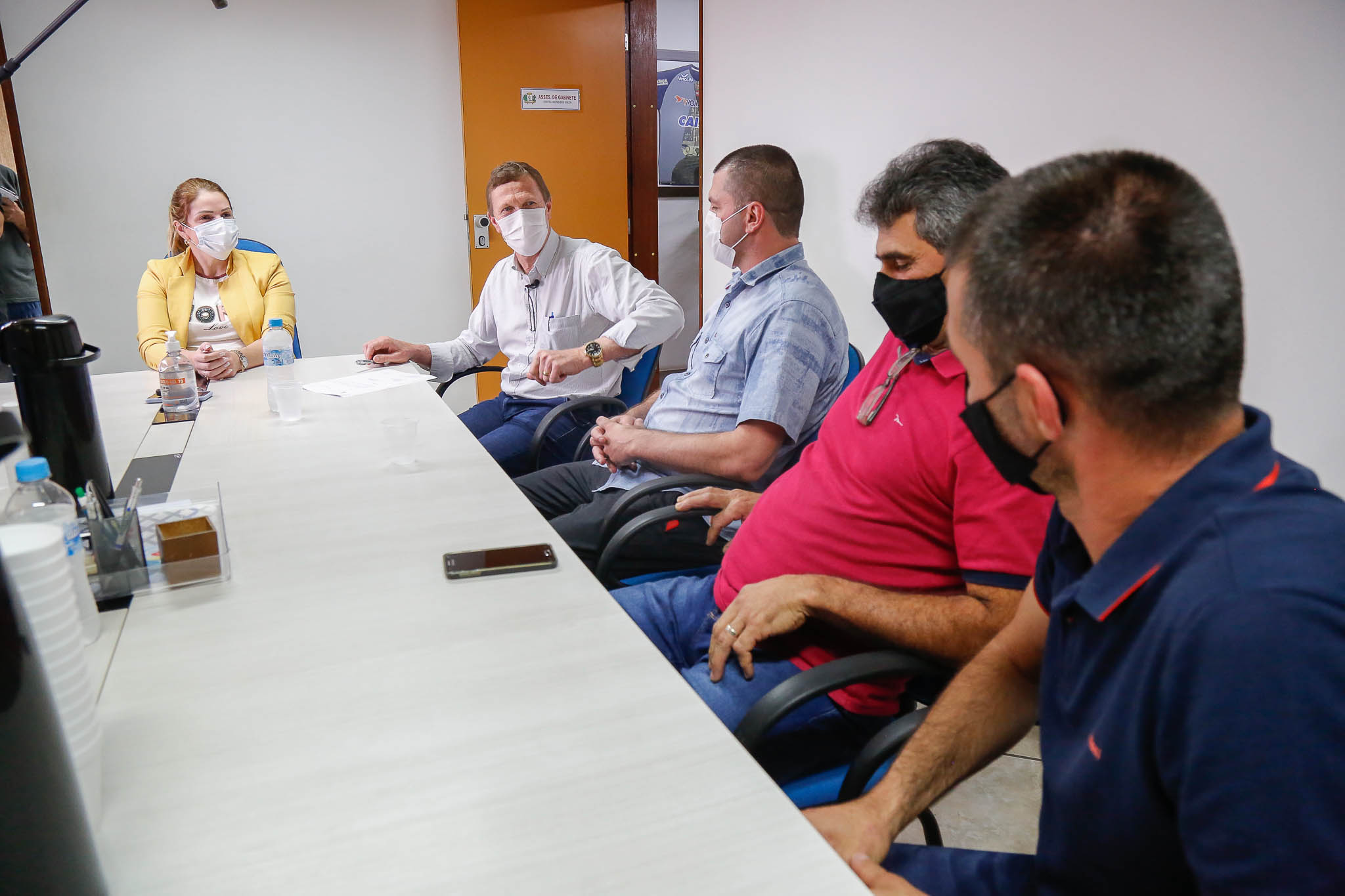 Deputado Volnei Weber (MDB)com lideranças de Treze de Maio