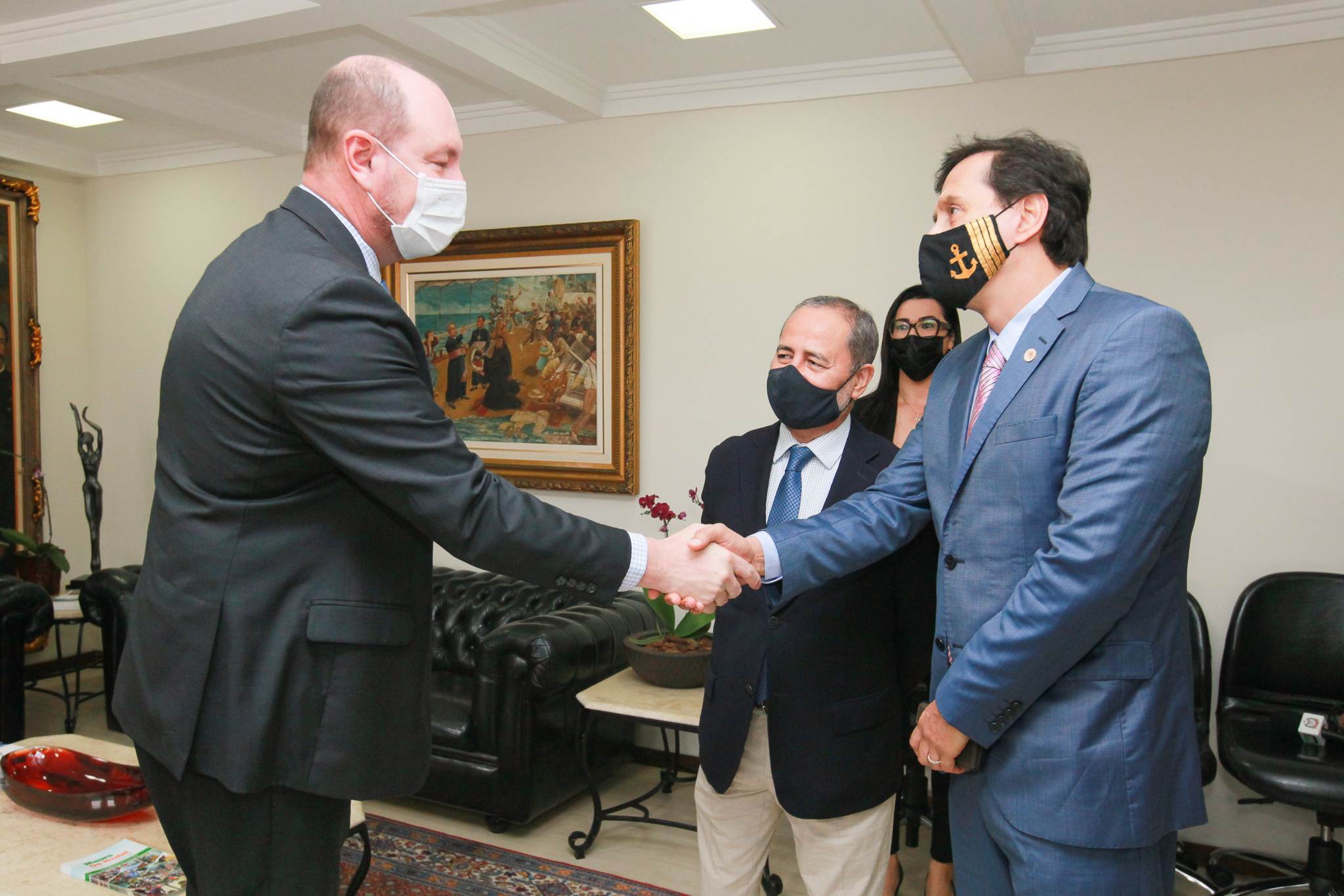 Deputado Mauro de Nadal (MDB), Cônsul honorário de SC, Carlos Alberto de Oliveira Júnior
