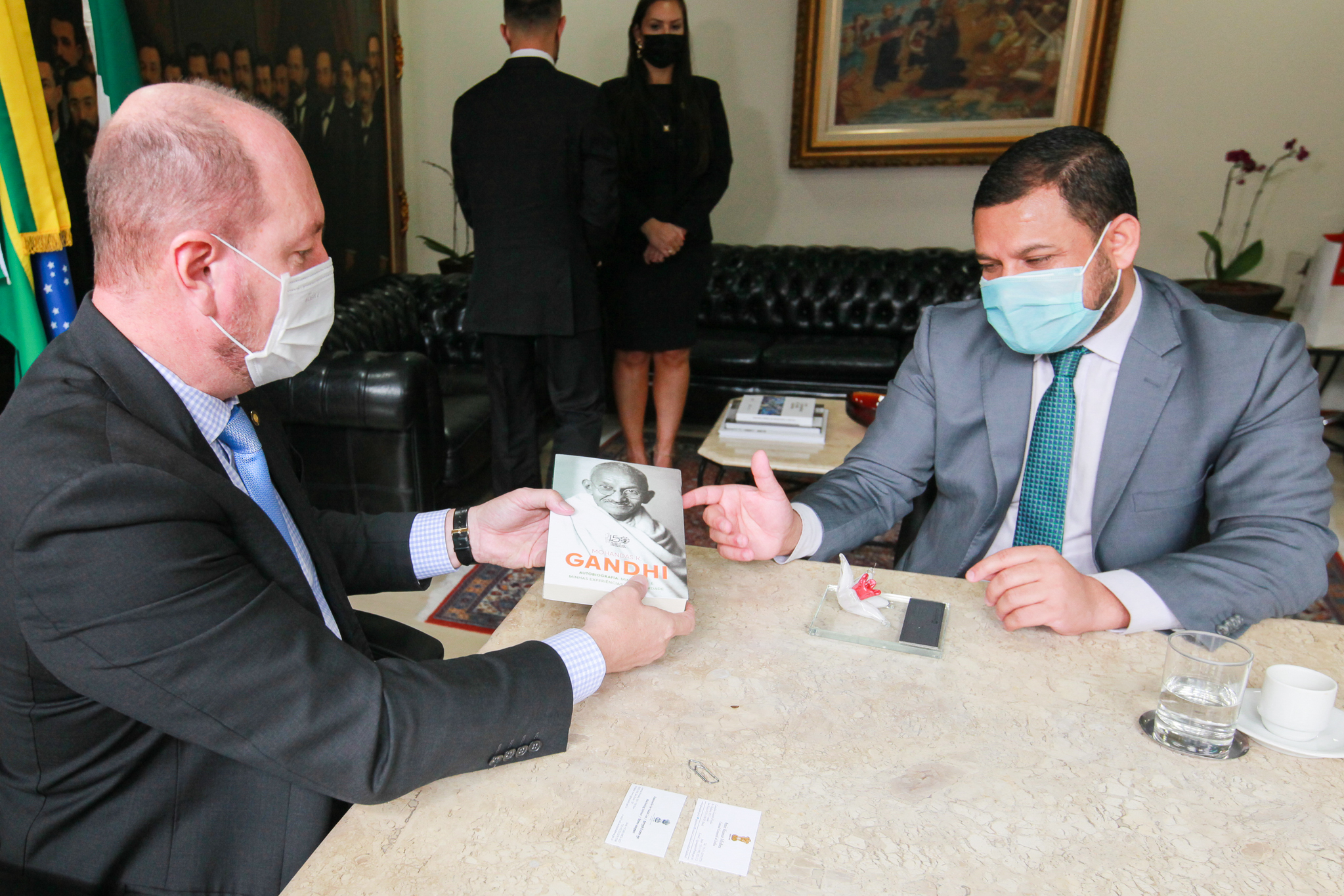 Deputado Mauro de Nadal (MDB), 
Cônsul-geral da Índia Amit Kumar Mishra