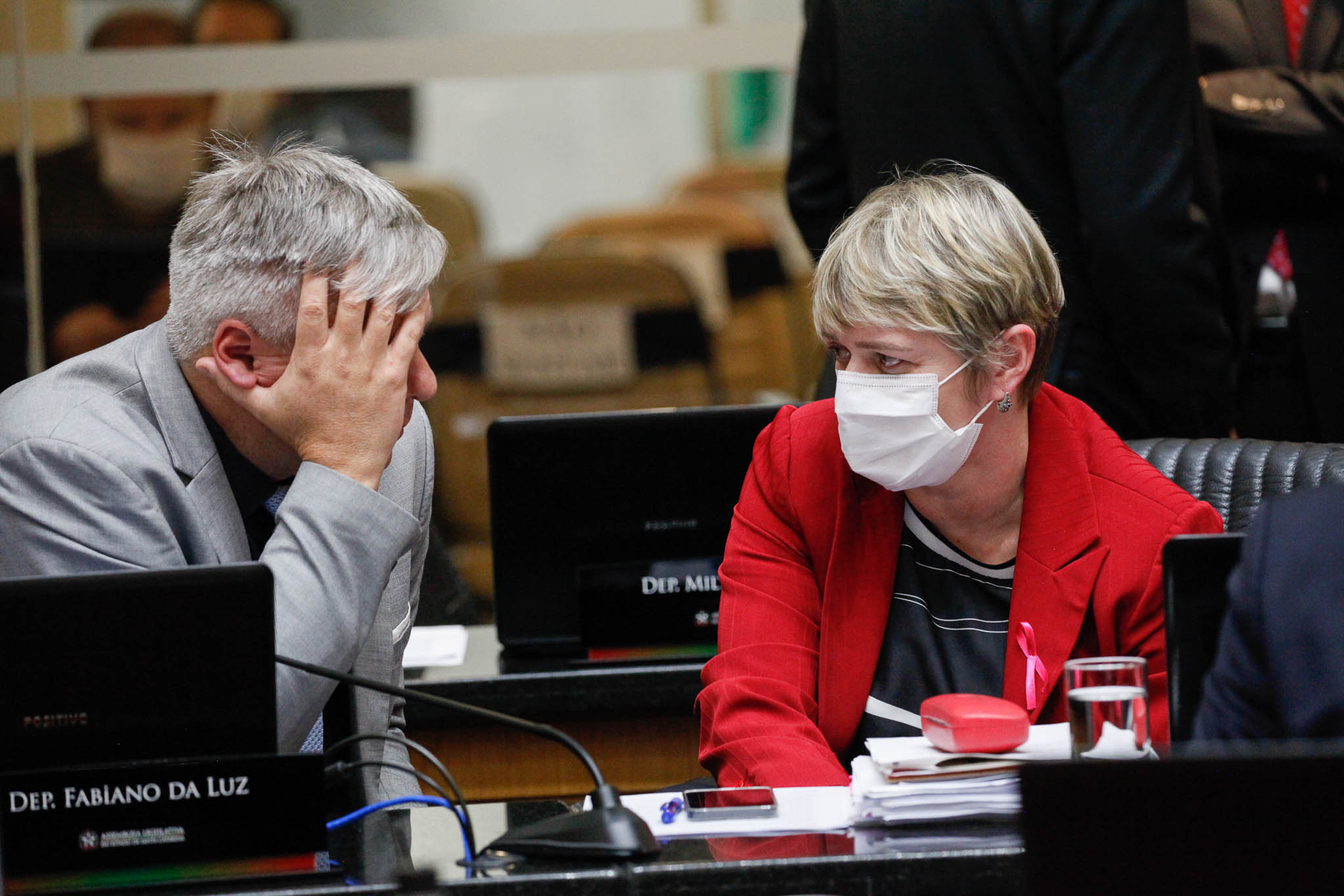 Deputado Fabiano da Luz (PT), Deputada Luciane Carminatti (PT)