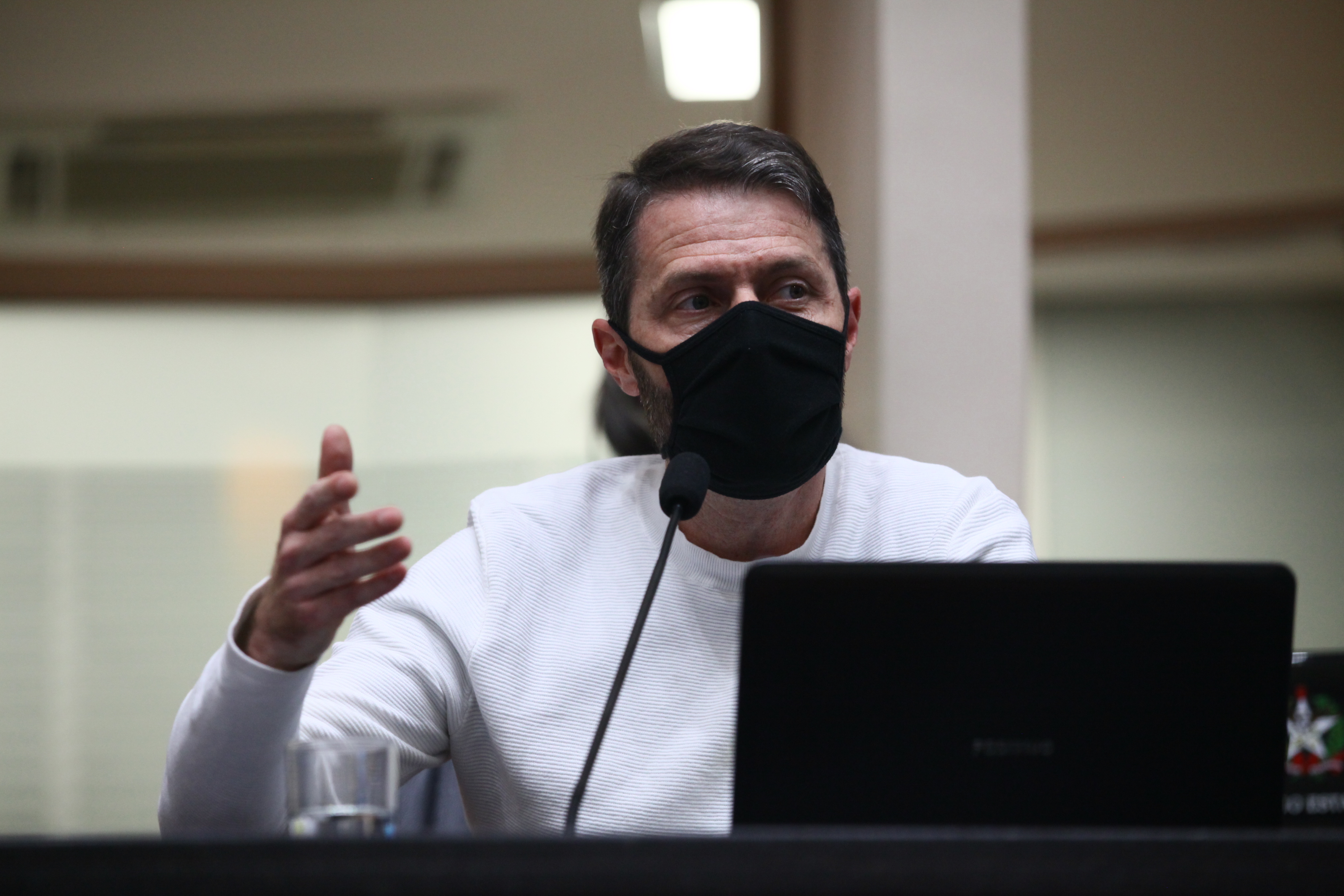 Audiência Pública Virtual/Presencial para debater a situação do não credenciamento da Universidade - André Guesser
