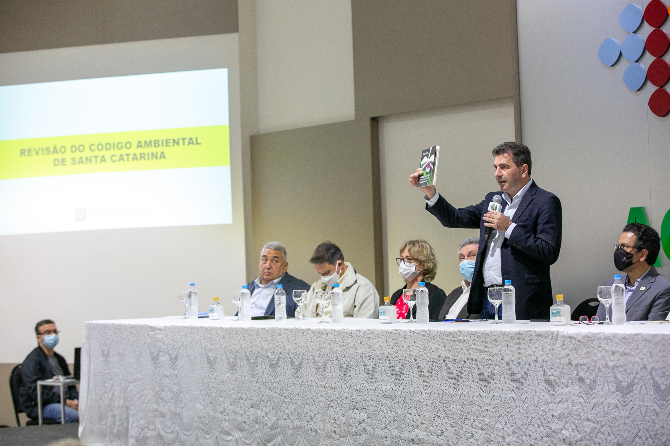 Deputado Valdir Cobalchini (MDB)