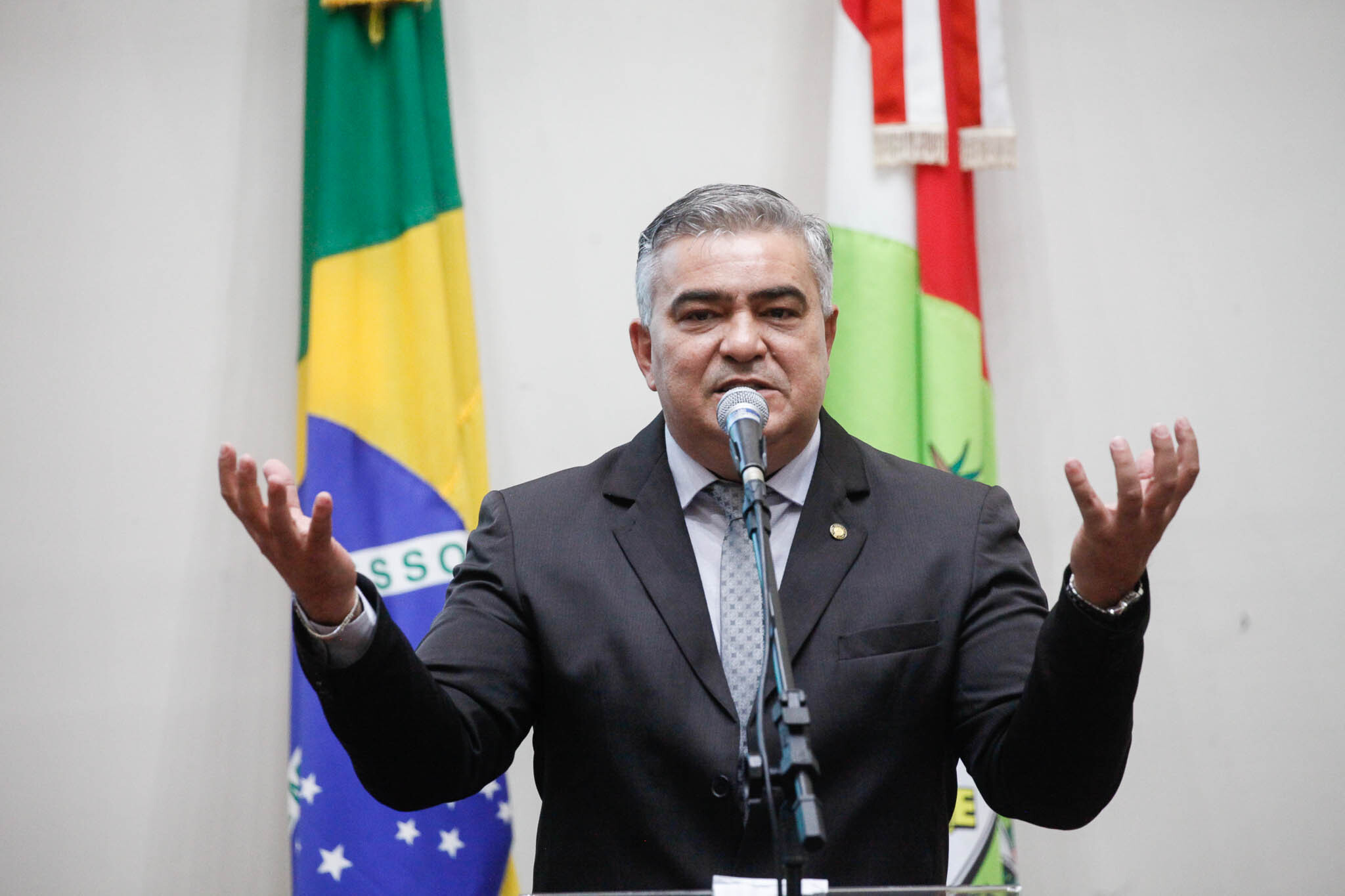 Sargento Lima propõe maior transparência em processos de licitação