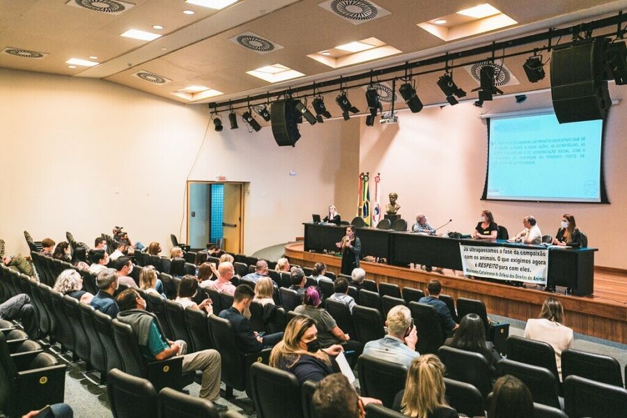 Seminário de Discussão e Construção de Políticas Públicas da Causa Animal Estadual