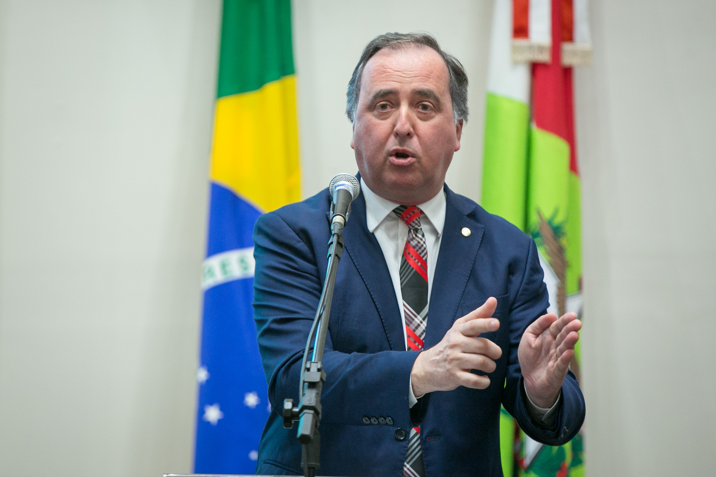 Deputado Kennedy Nunes (PTB)