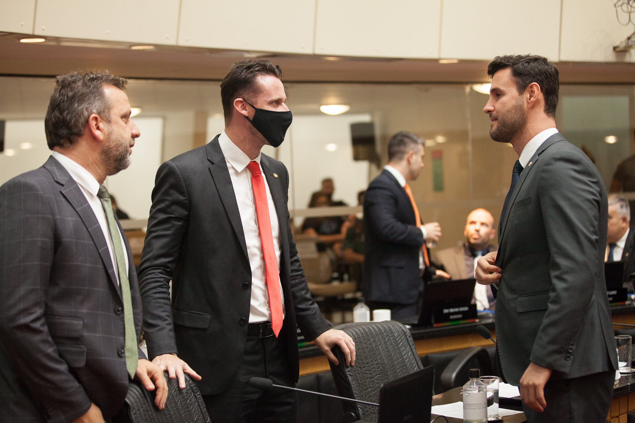 Deputado Jerry Comper (MDB), Deputado Fernando Krelling (MDB) e Deputado Felipe Estevão (PSL)