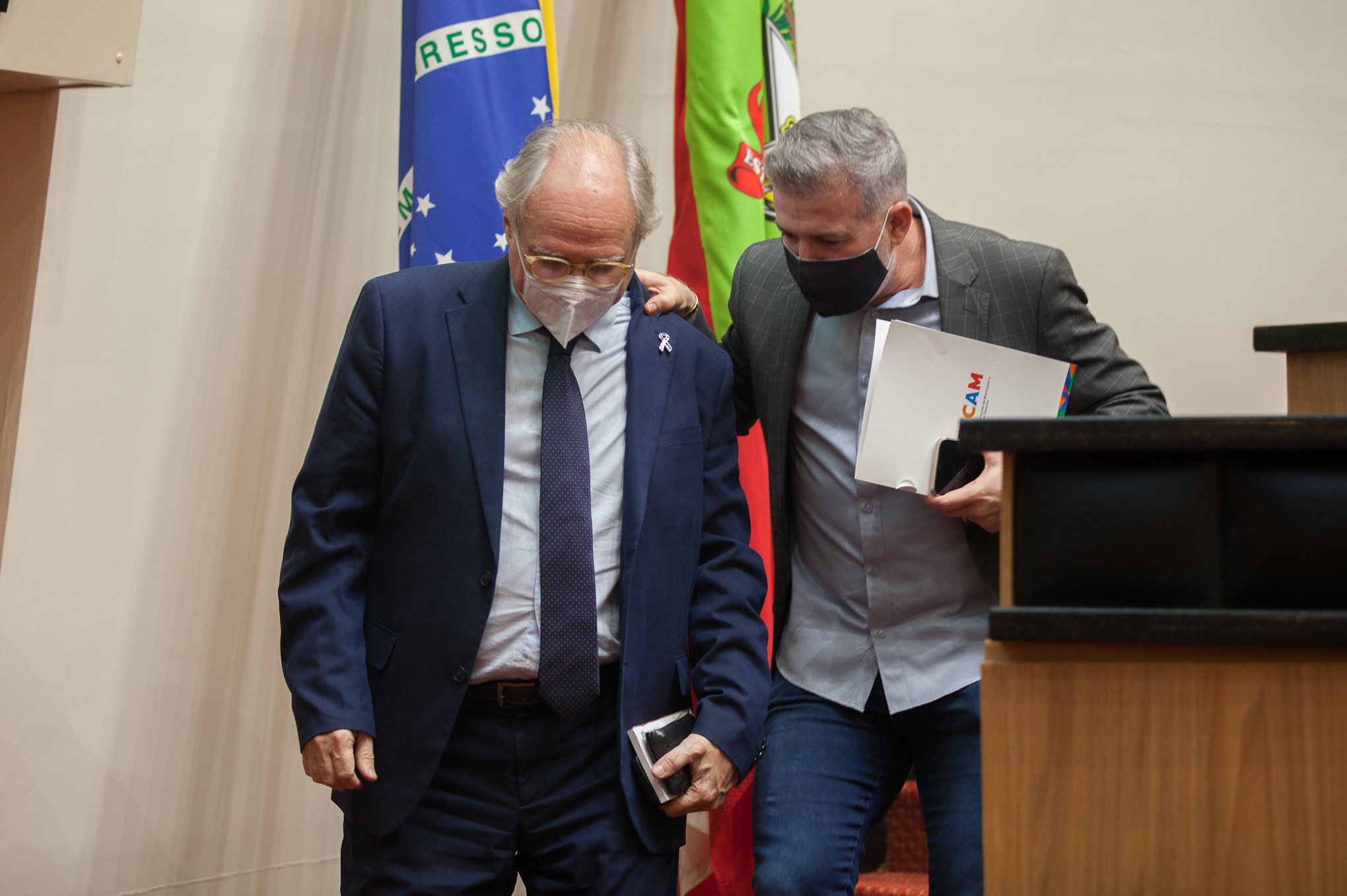 Deputado Vicente Caropreso (PSDB) e Presidente da Federação Catarinense dos Municípios (FECAM), Clenilton Pereira.