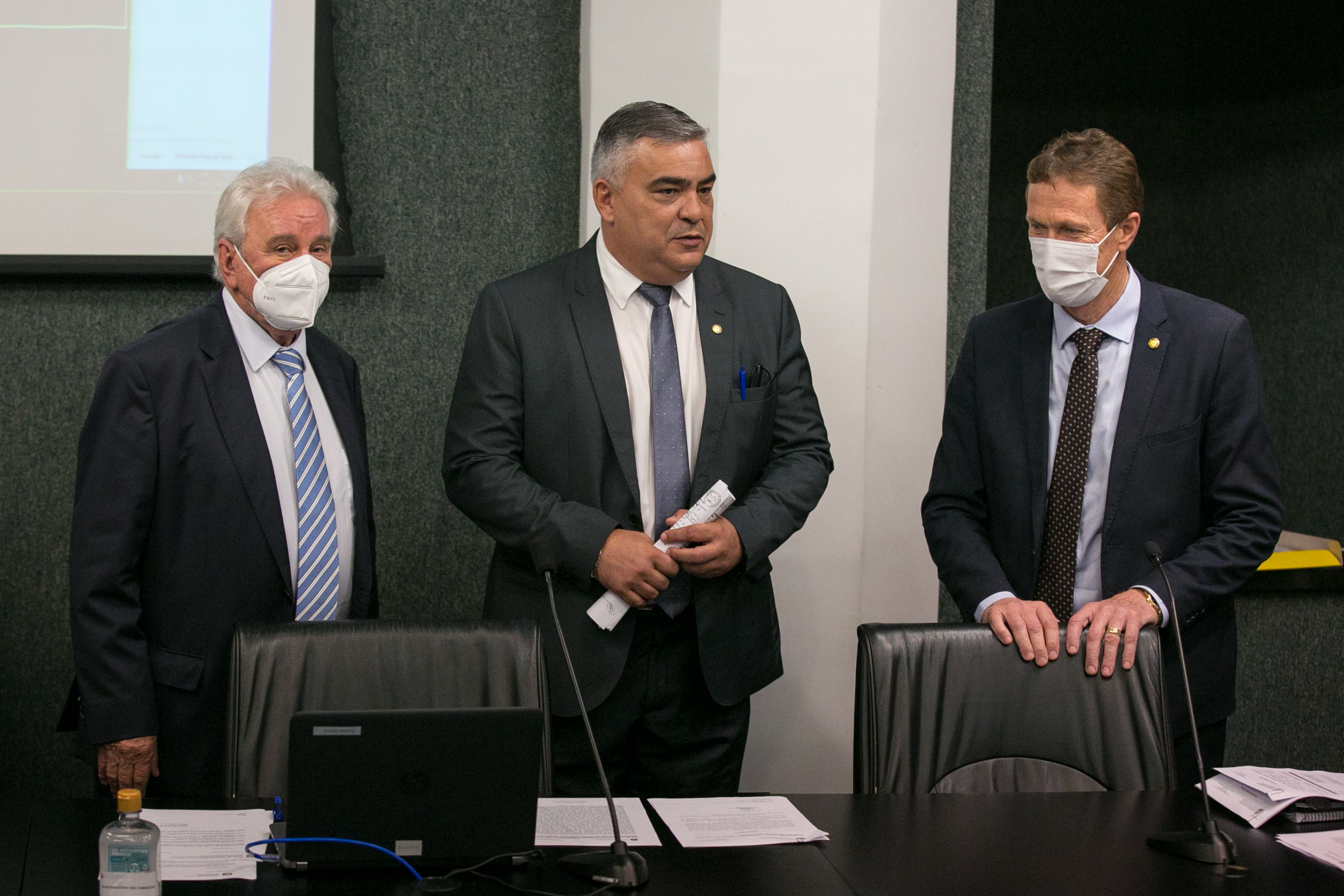 Deputado Moacir Sopelsa (MDB), Deputado Sargento Lima (PL) e Deputado Volnei Weber (MDB)
