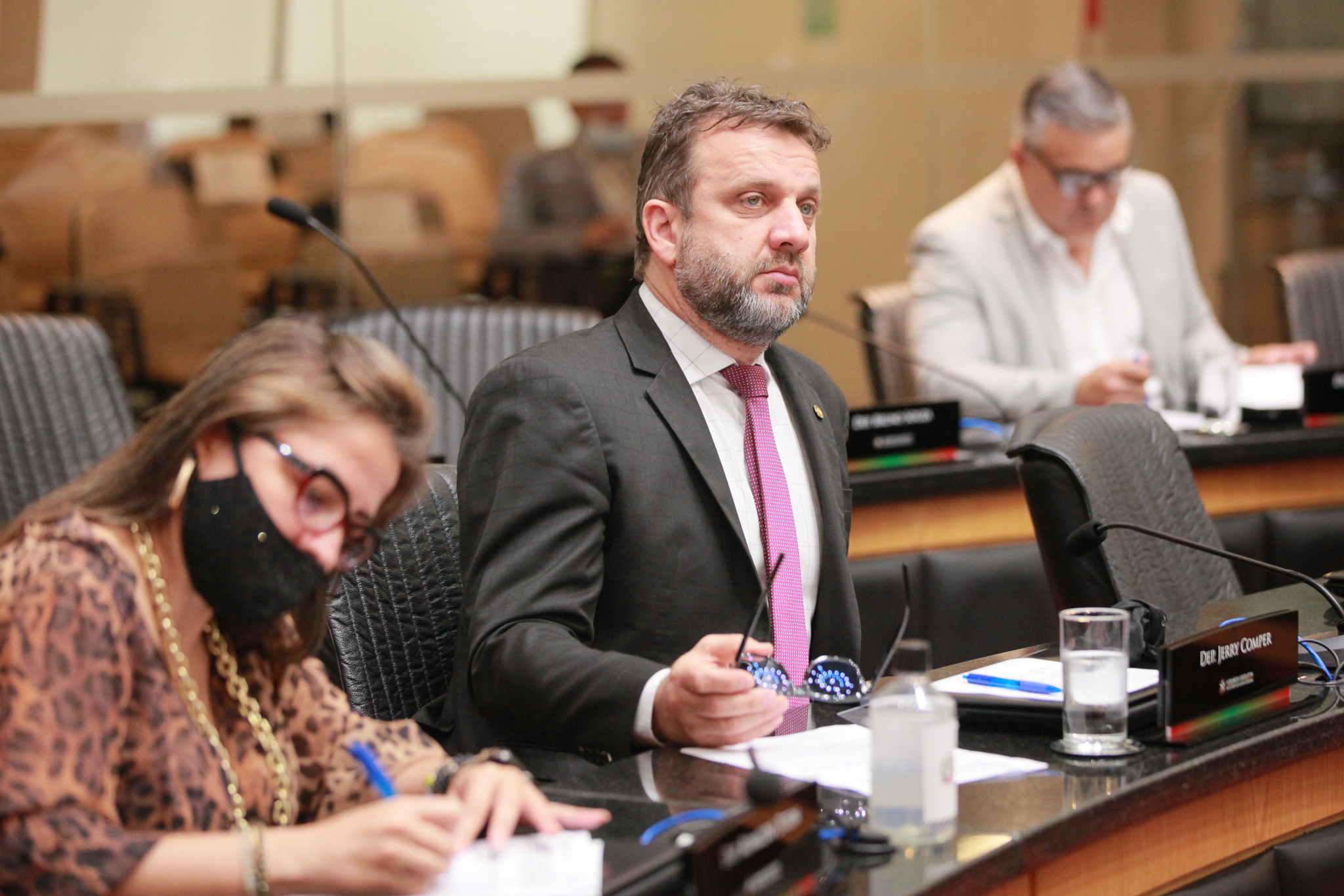 - Deputado Jerry Comper (MDB)
