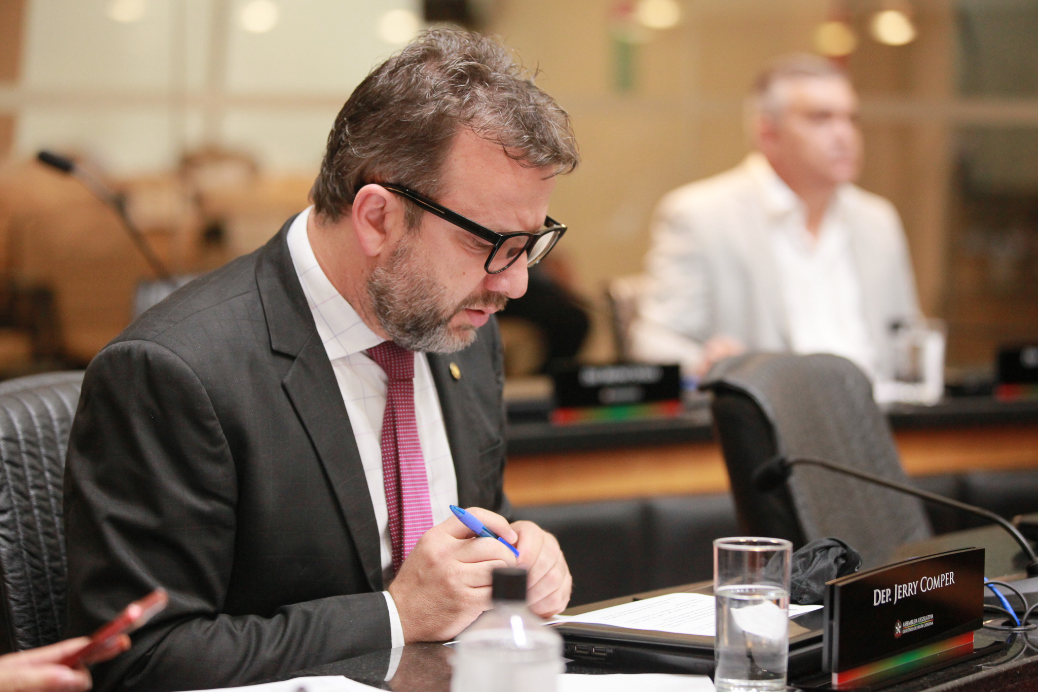 - Deputado Jerry Comper (MDB)