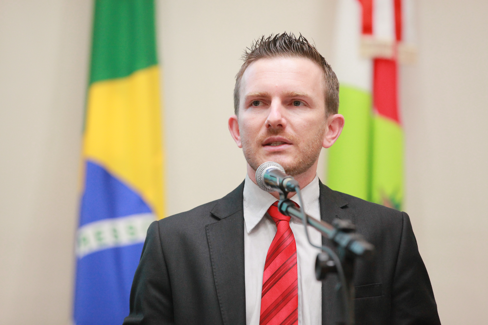 - Deputado Adrianinho (PT)