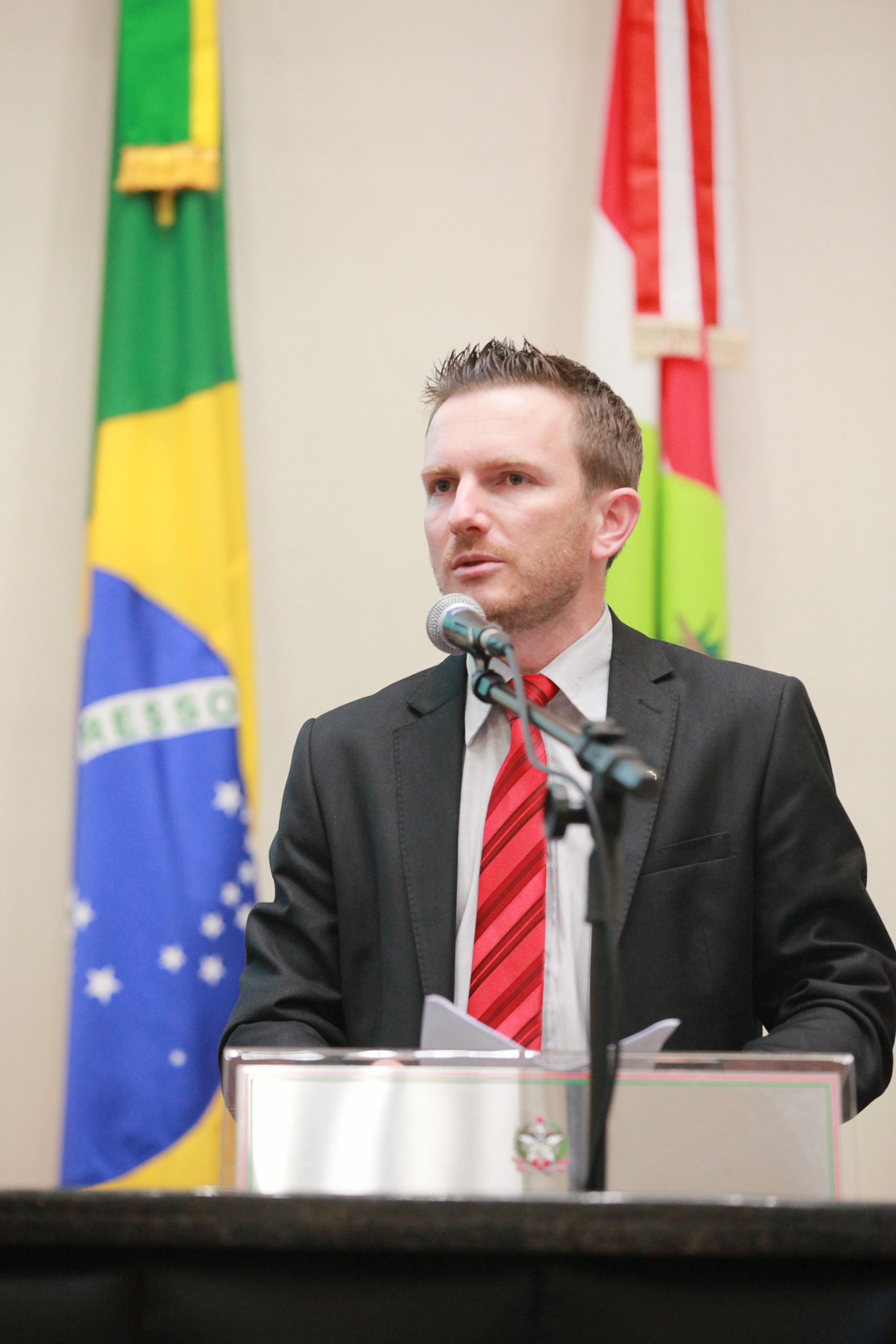 - Deputado Adrianinho (PT)