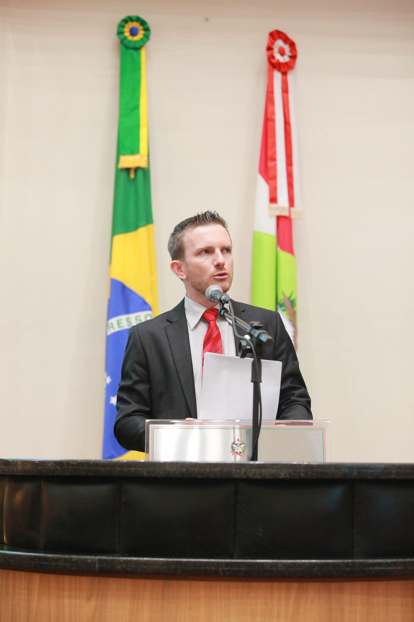 - Deputado Adrianinho (PT)