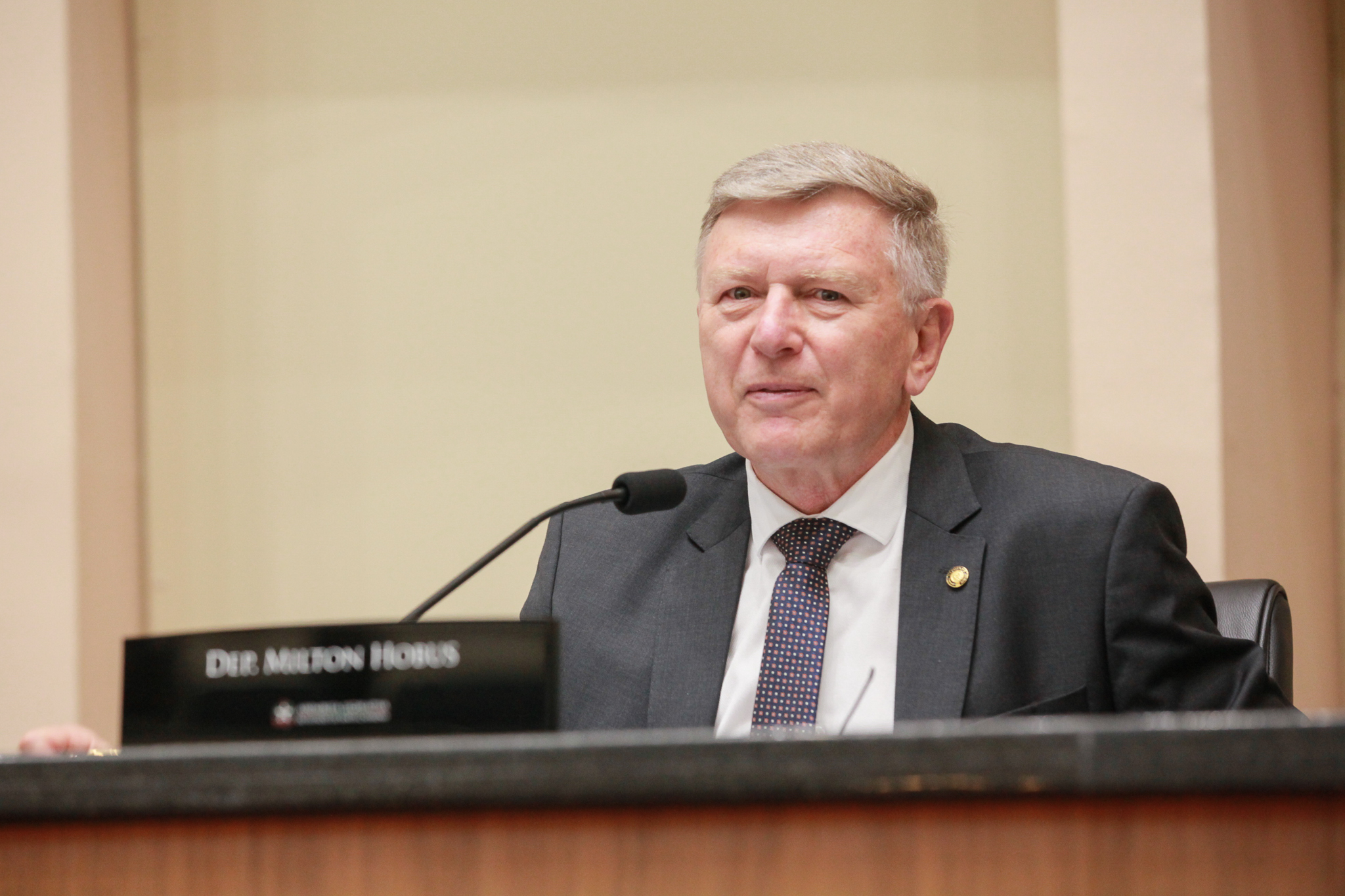 - Deputado Milton Hobus (PSD)