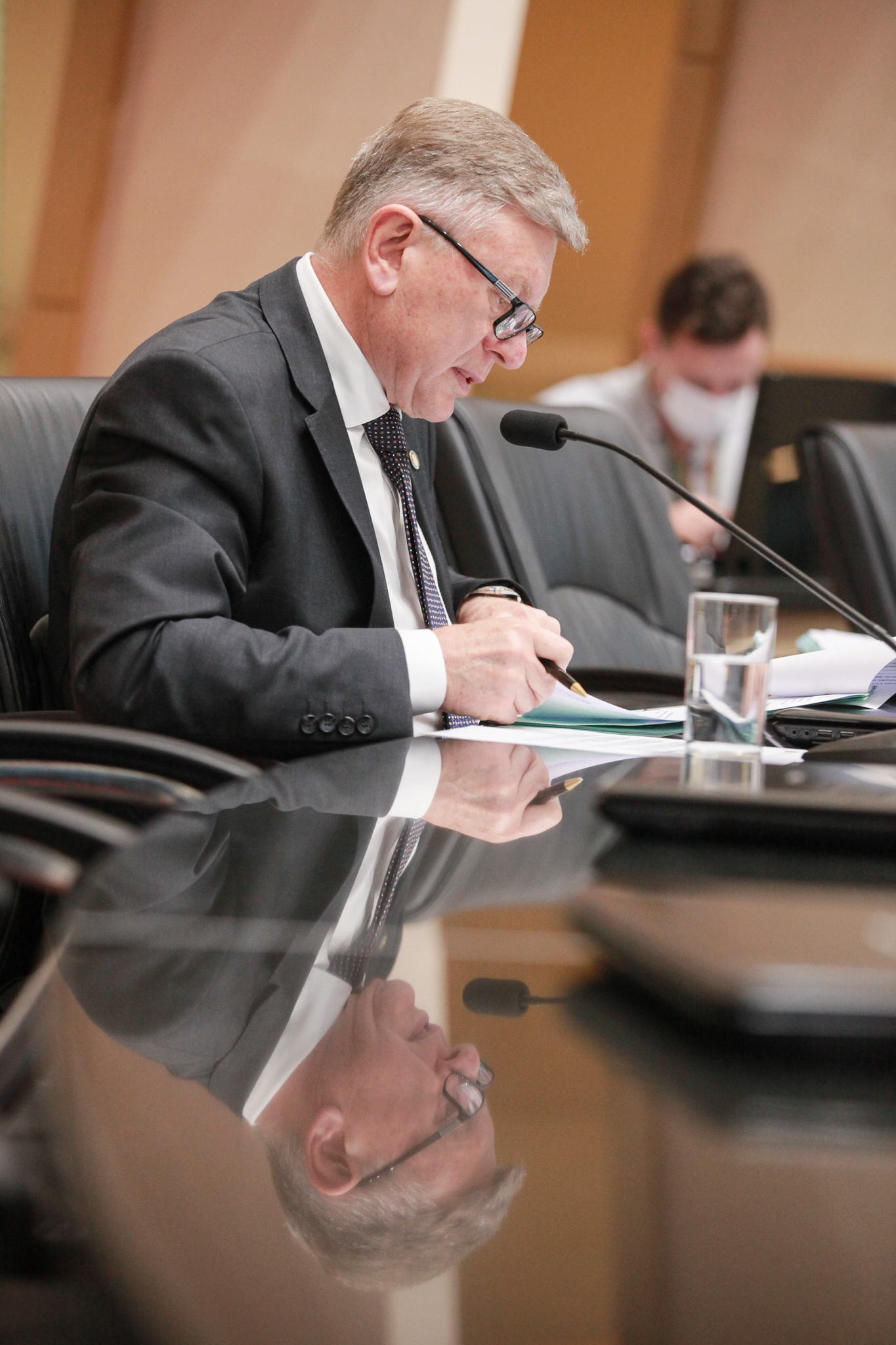 - Deputado Milton Hobus (PSD)