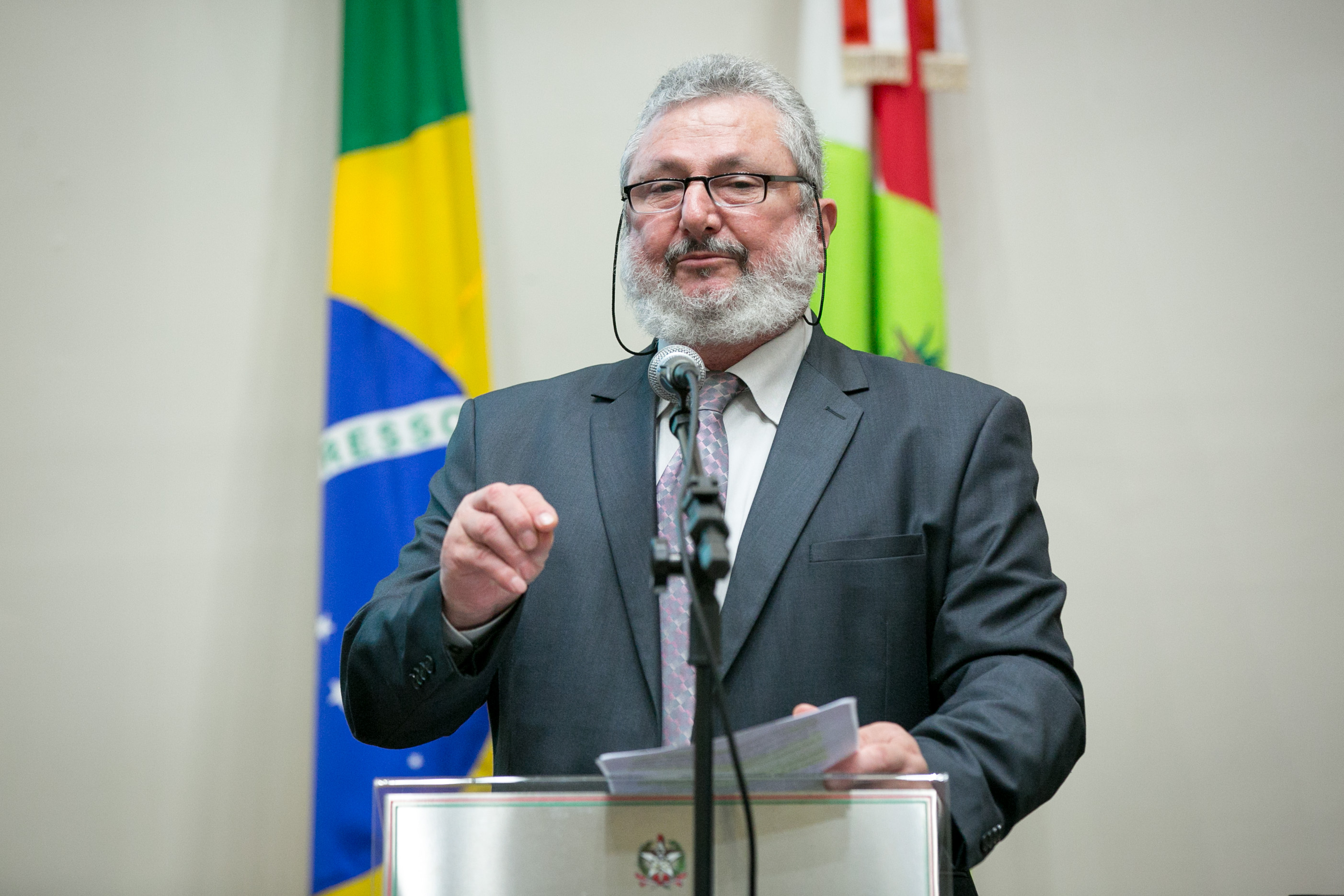Deputado Padre Pedro Baldissera (PT)