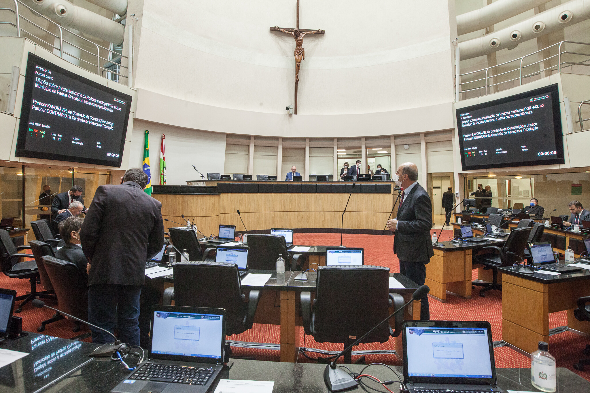 Plenário aprova PLs sobre empréstimo do BRDE e teste do pezinho