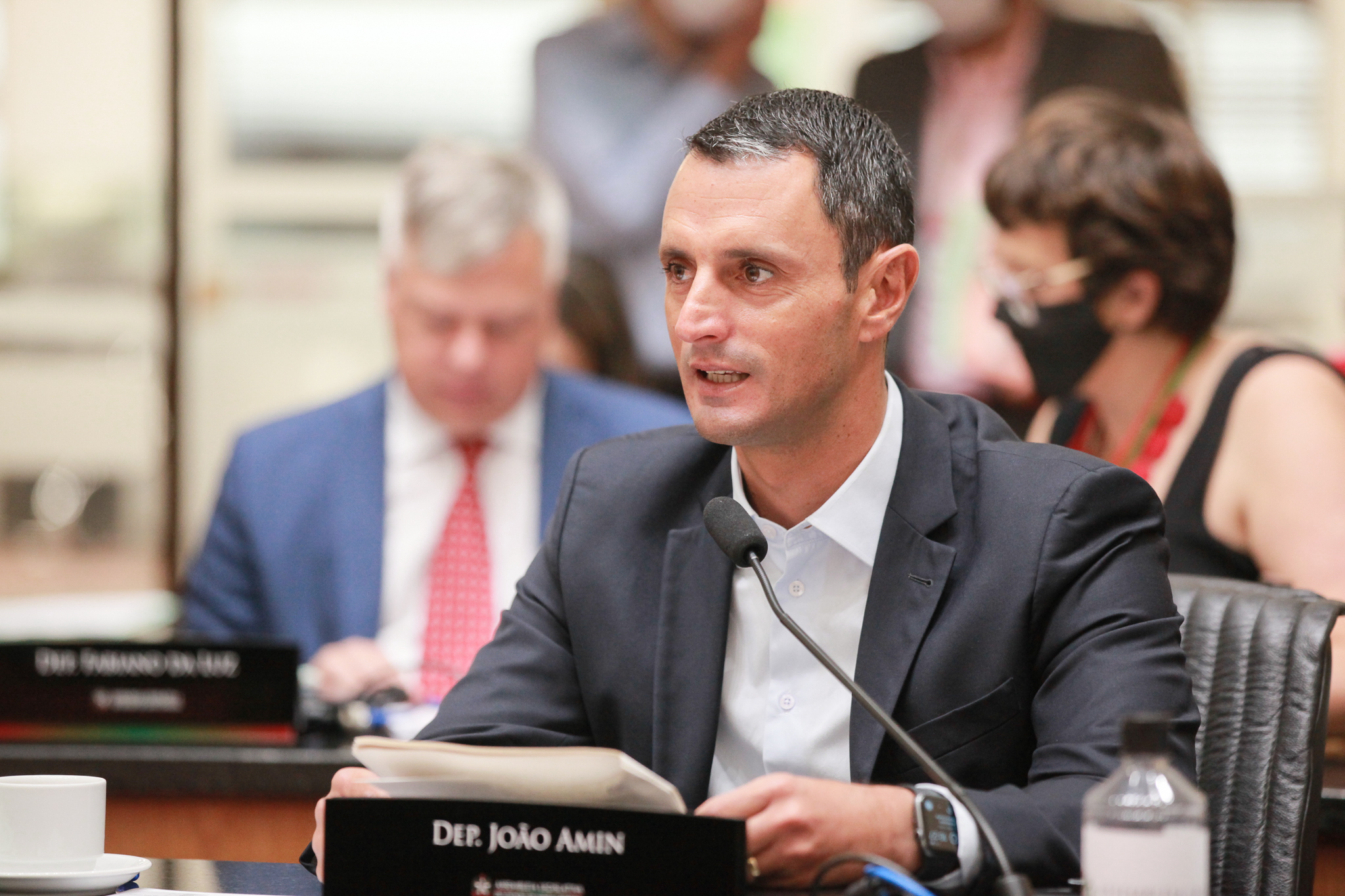 - Deputado João Amin (PP)