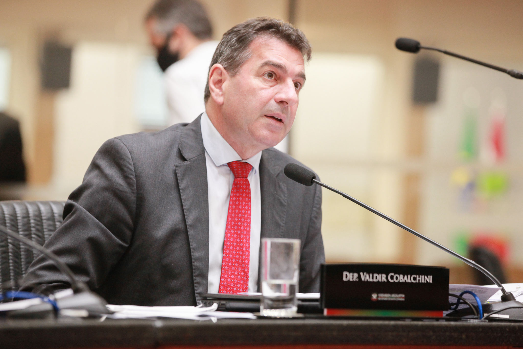 - Deputado Valdir Cobalchini (MDB)