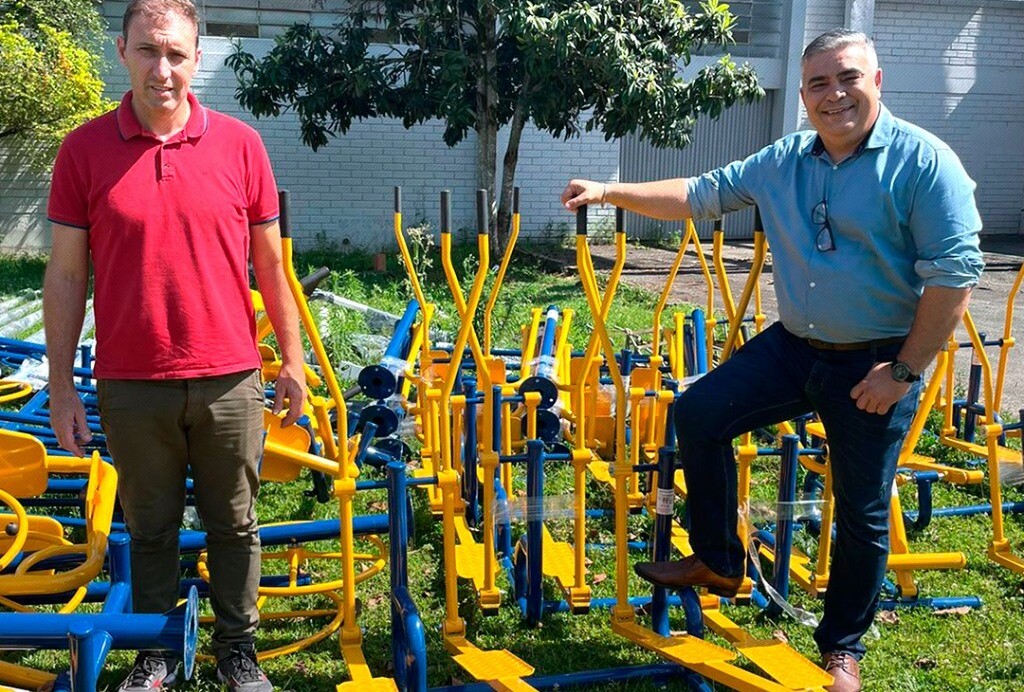 Sargento Lima entrega academias ao ar livre em Rio do Sul