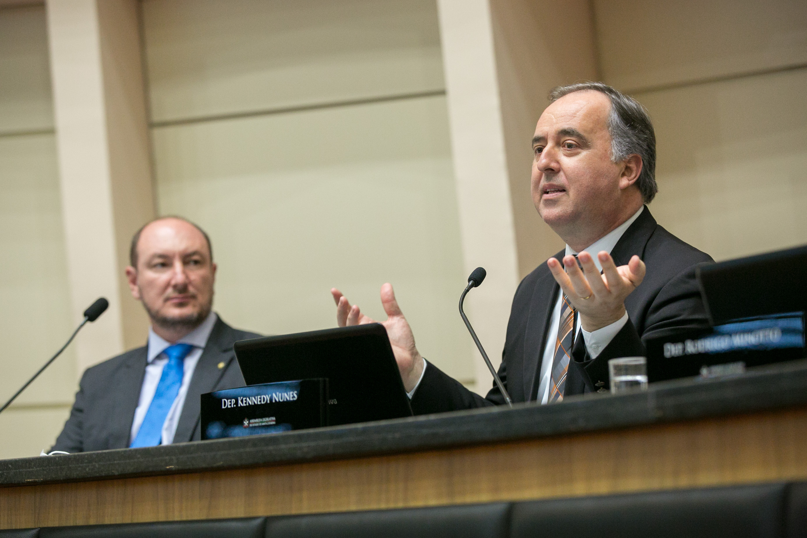 Deputado Mauro de Nadal (MDB) e Deputado Kennedy Nunes (PTB)