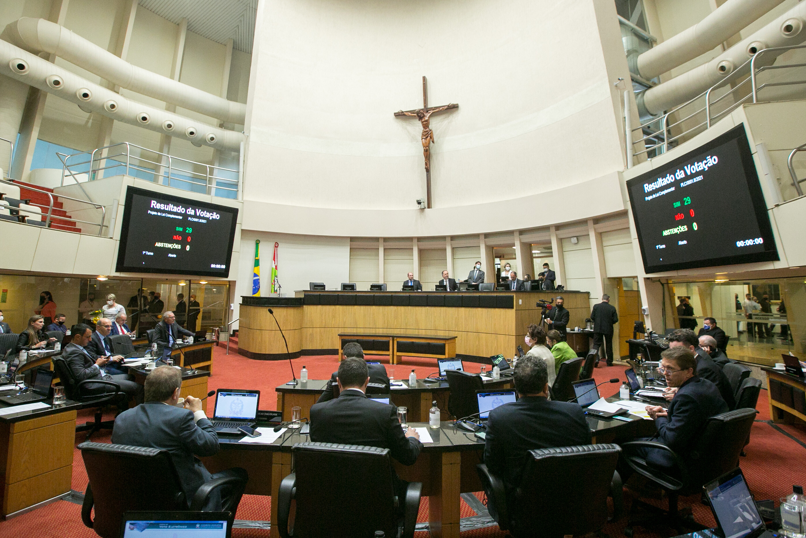 Aprovada em 1º turno criação de três regiões metropolitanas