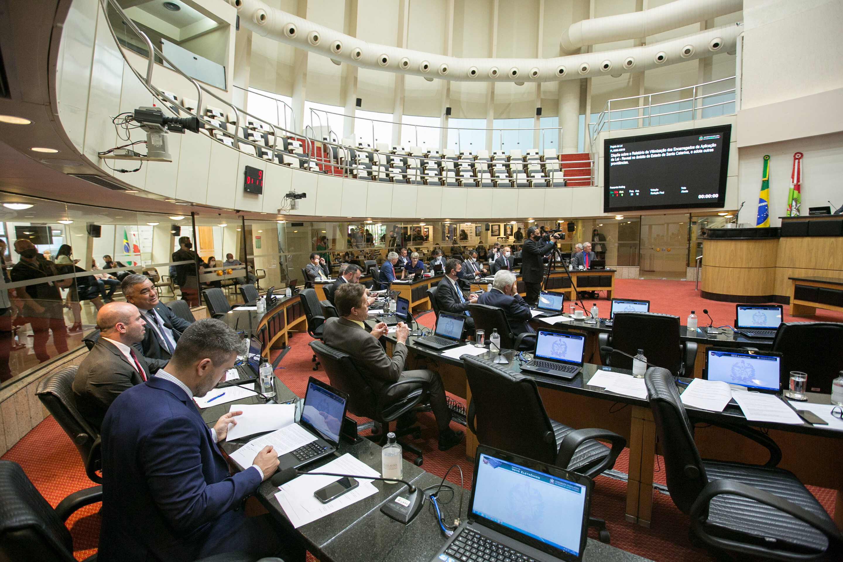 Plenário aprova projeto sobre promoção de praças militares
