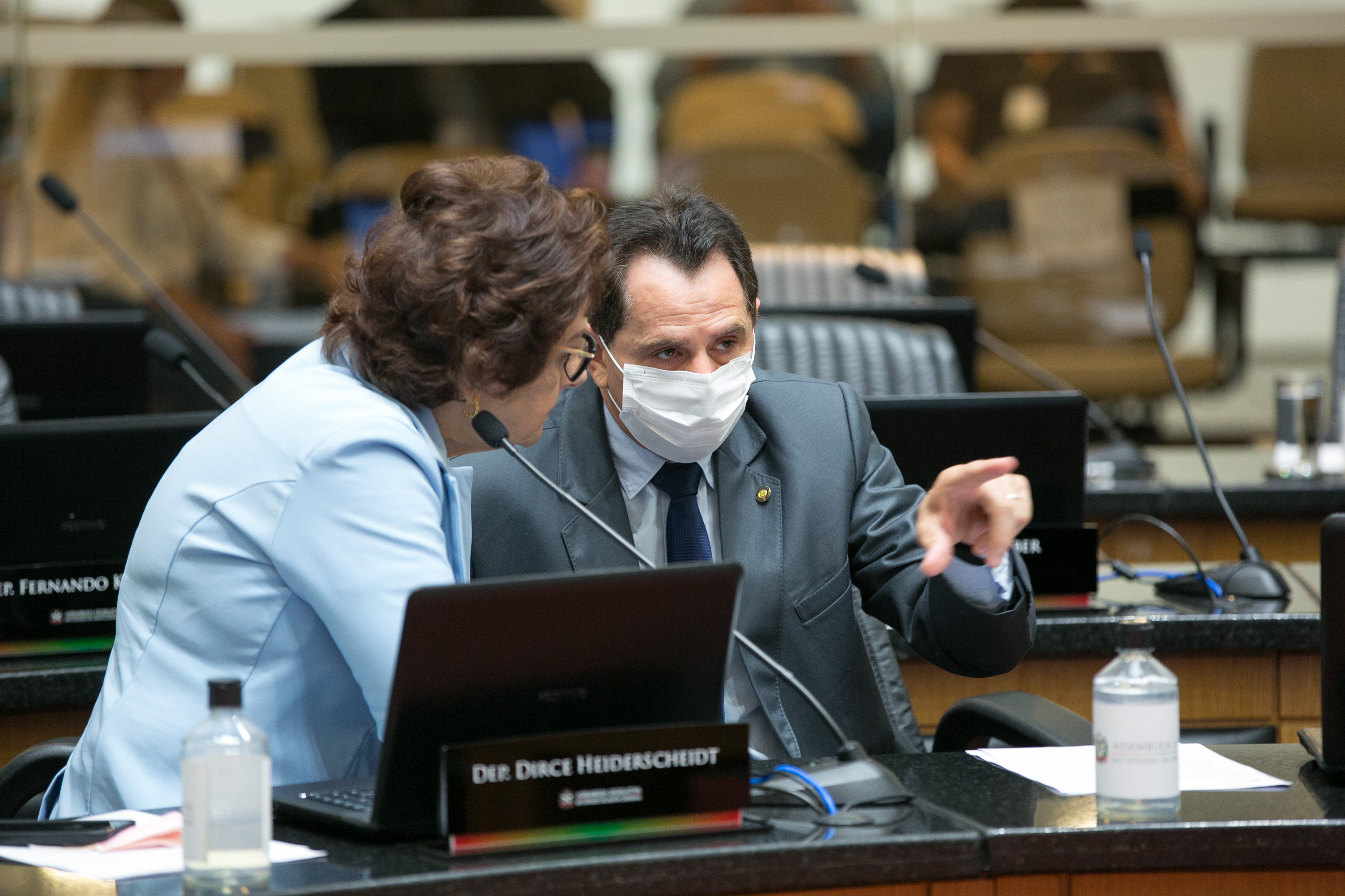 Deputada Dirce Heiderscheidt (MDB) e Deputado Coronel Mocellin (PSL)