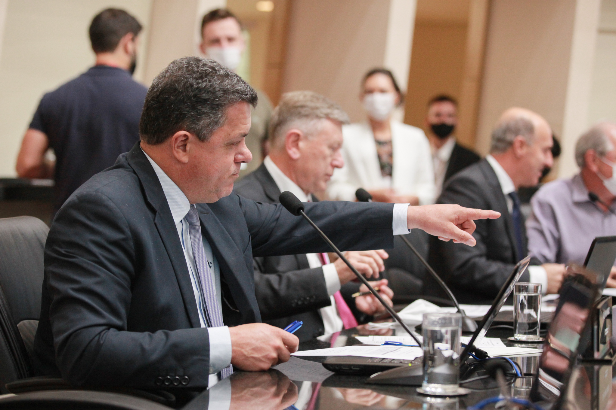 - Deputado Ivan Natz (PL)