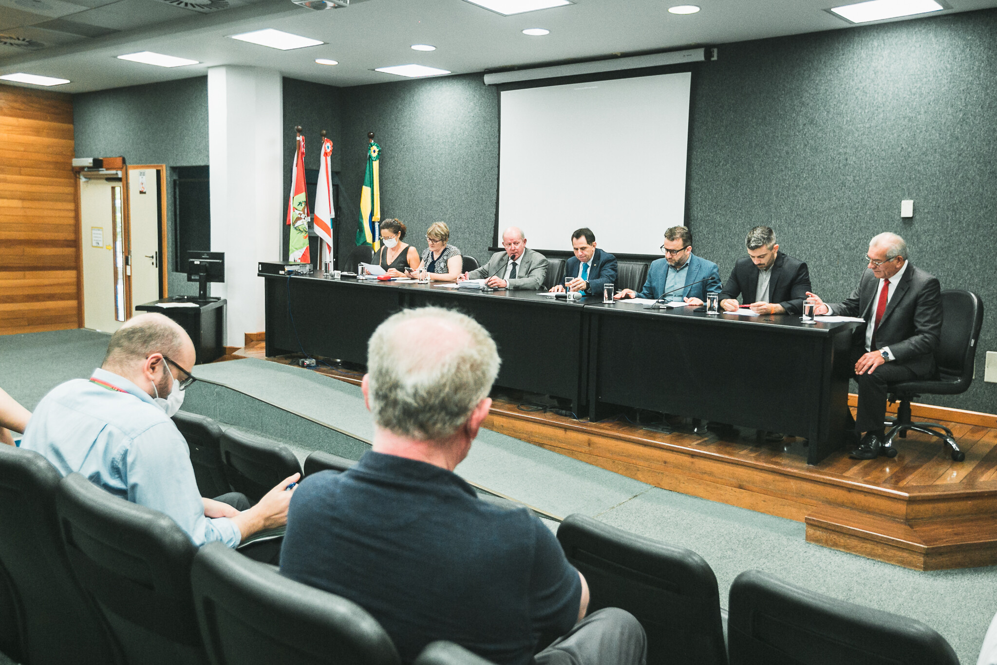 Lei orçamentária de 2022 e alteração no PPA seguem para votação em plenário