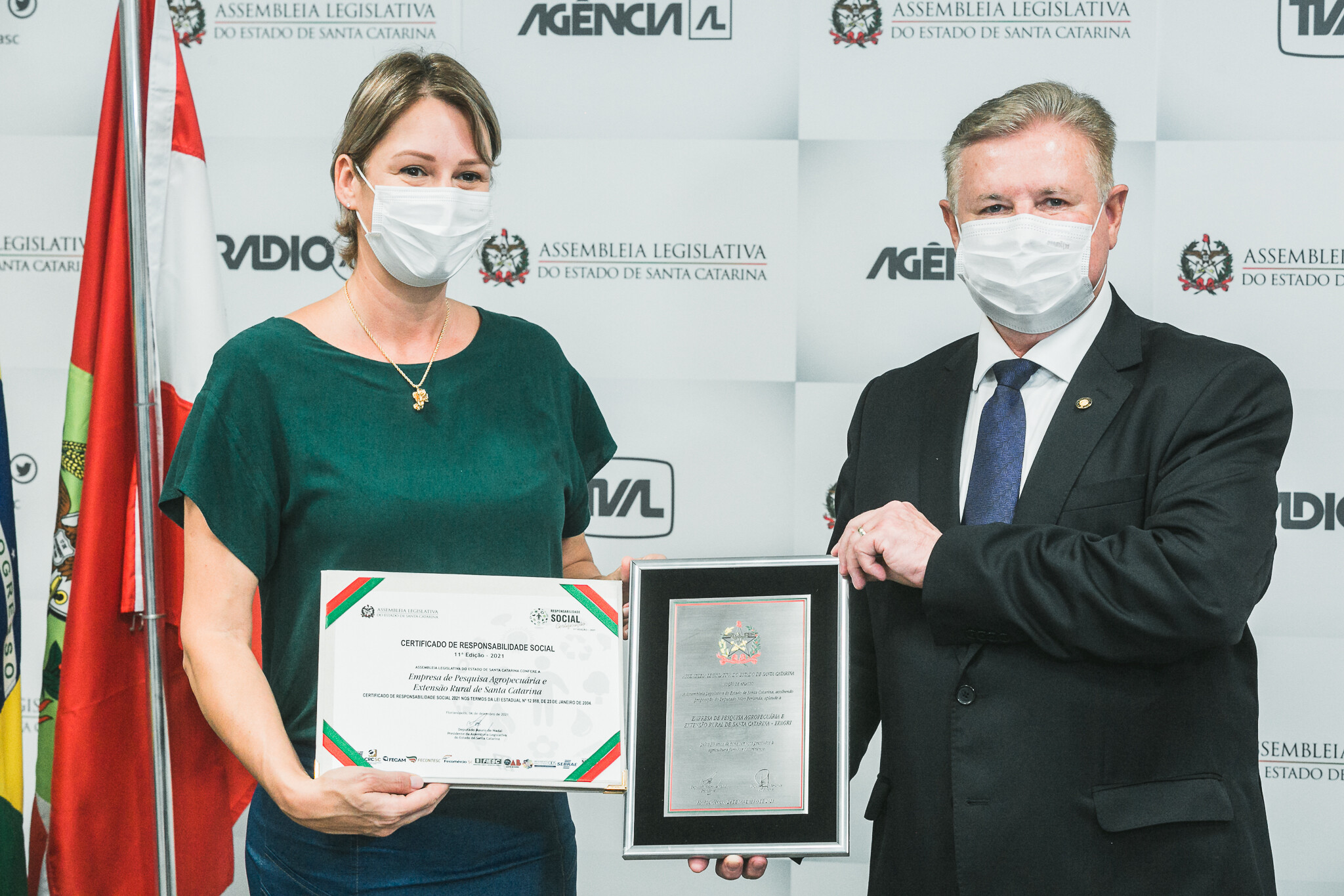 Epagri recebe moção e certificado de responsabilidade social