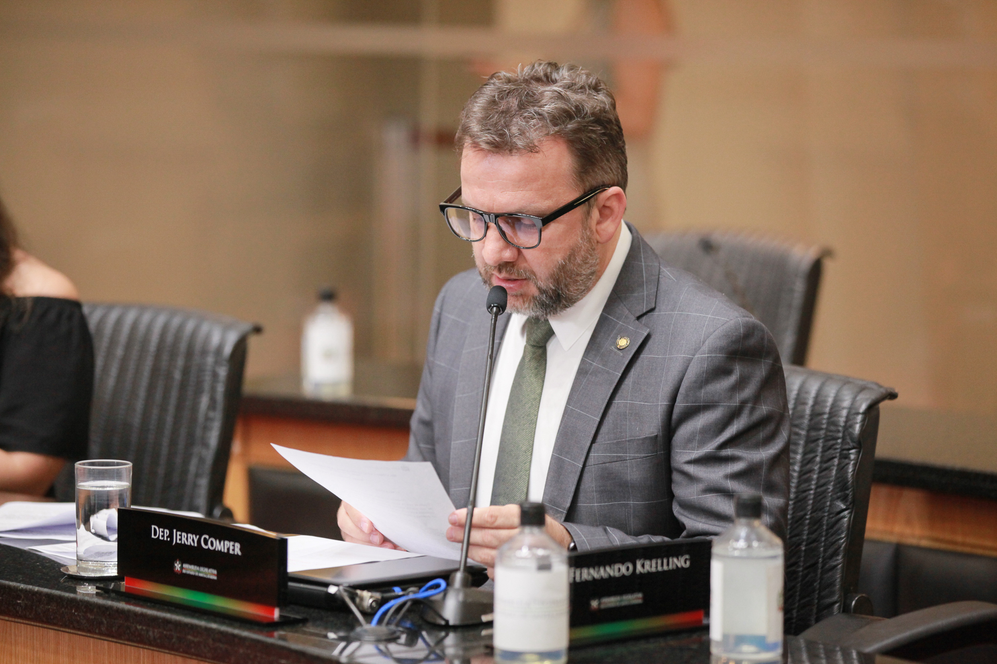 - Deputado Jerry Comper (MDB)