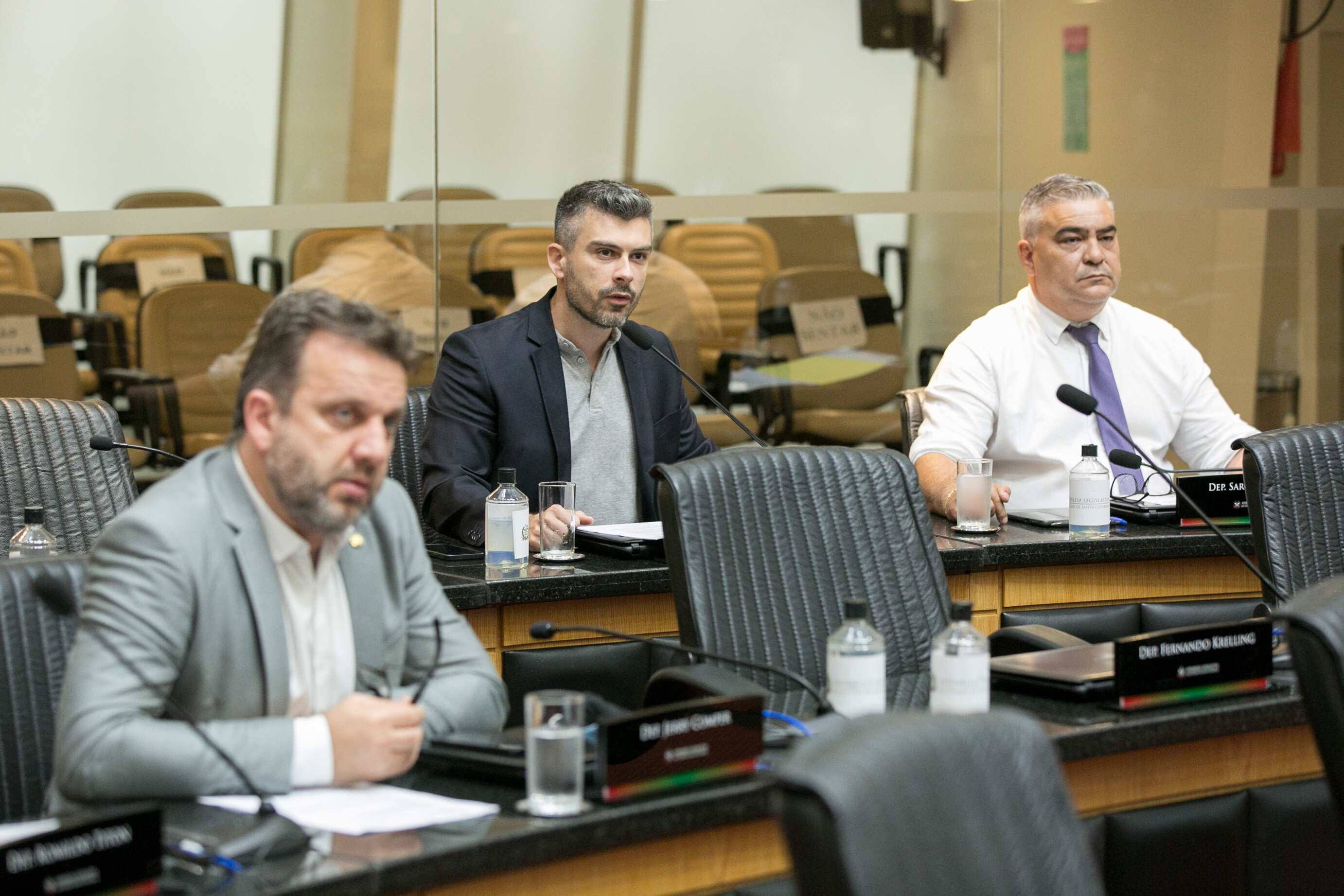 Projetos sobre internet rural e PGE avançam em duas comissões